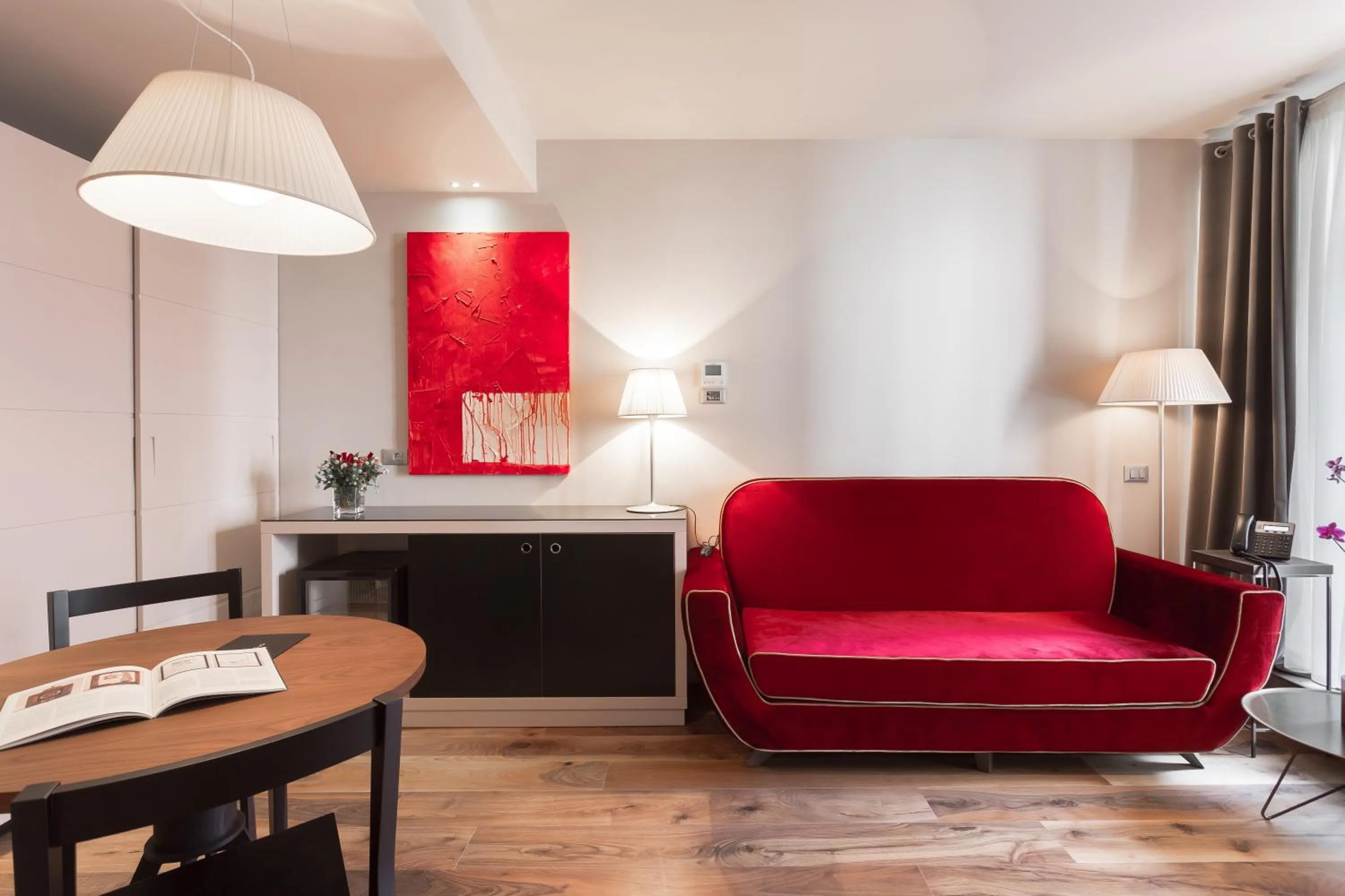 Photo of the whole room in Il Decameron Luxury Design Hotel