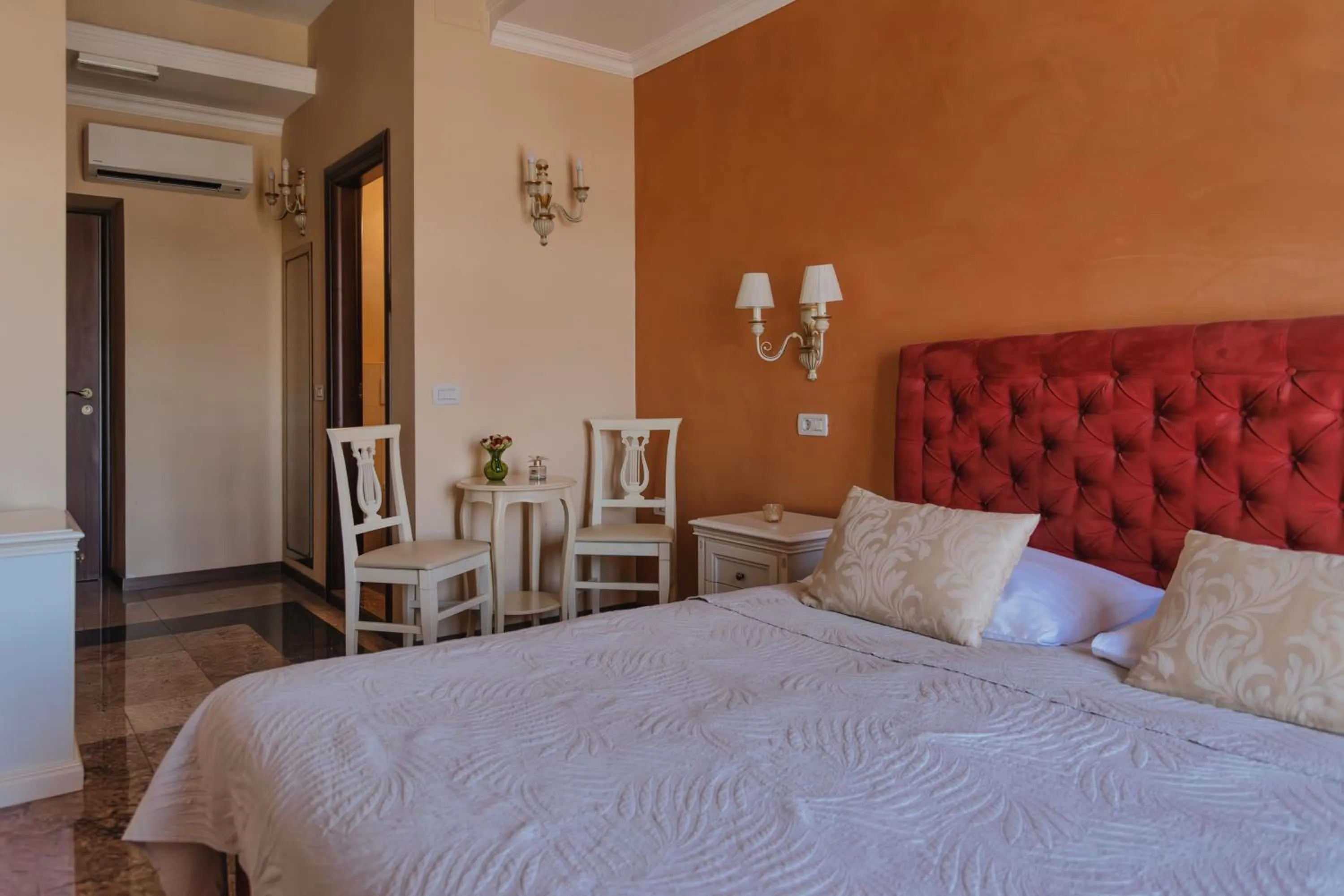 Bed in Bella & Stella rooms