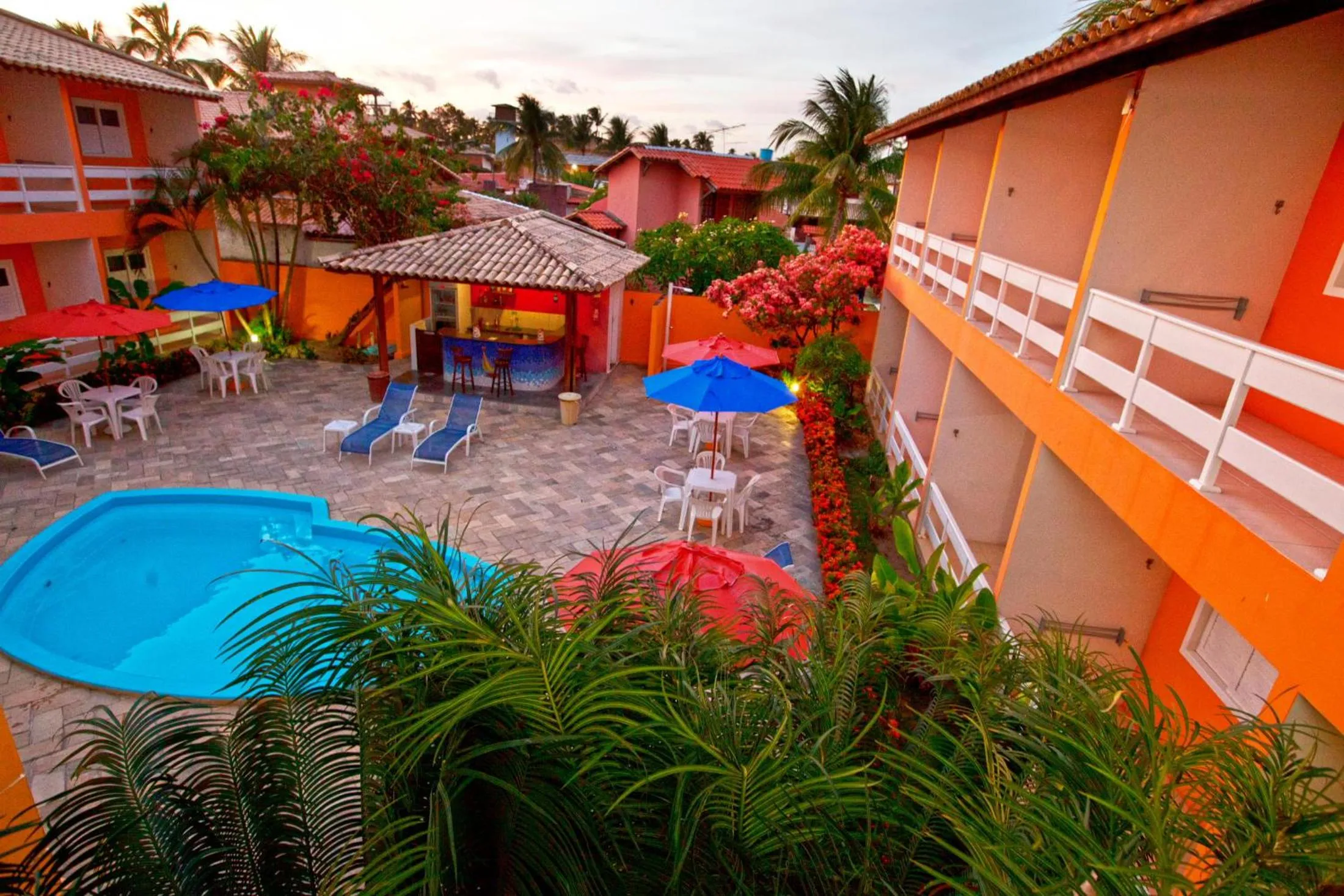 Swimming pool in Capitães de Areia Pousada