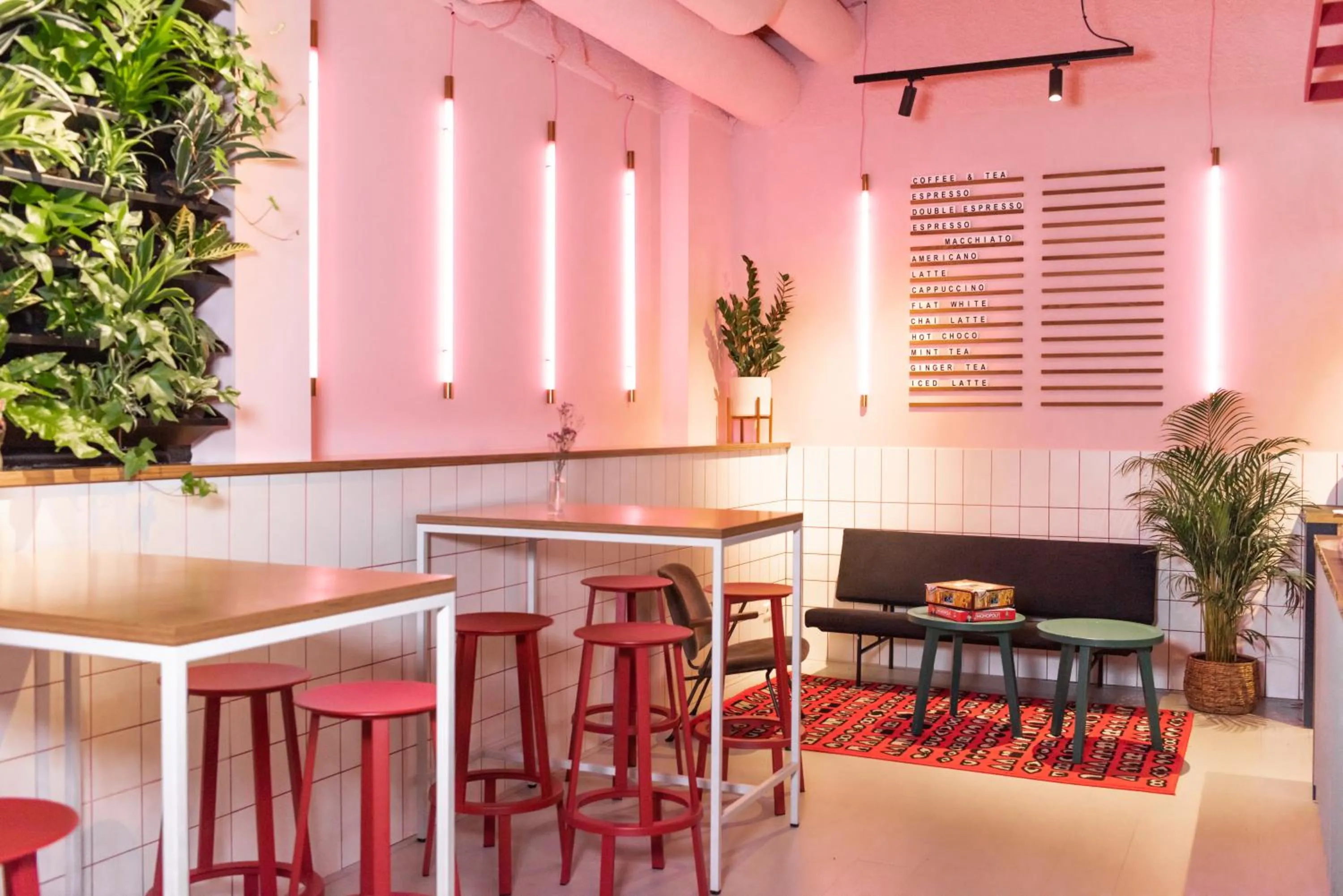 Restaurant/places to eat in Conscious Hotel Vondelpark