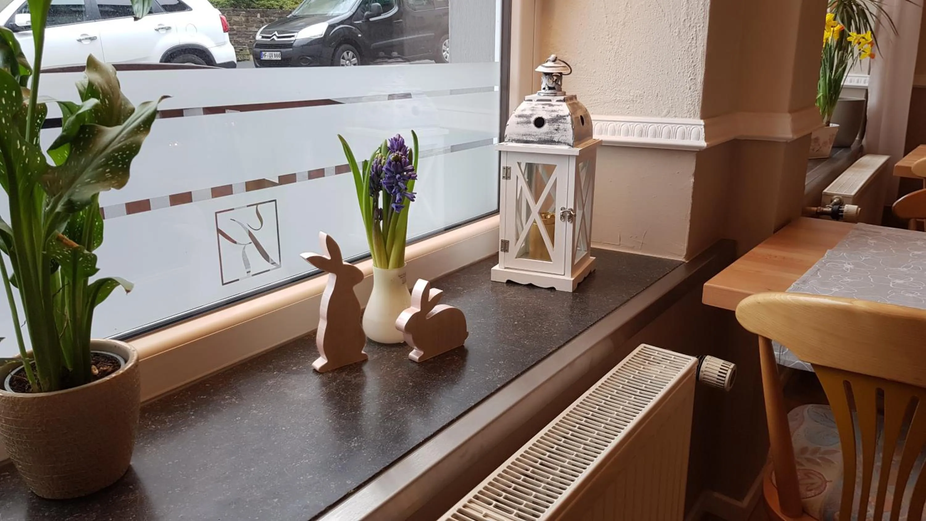 Breakfast in Aparthotel am Kurpark