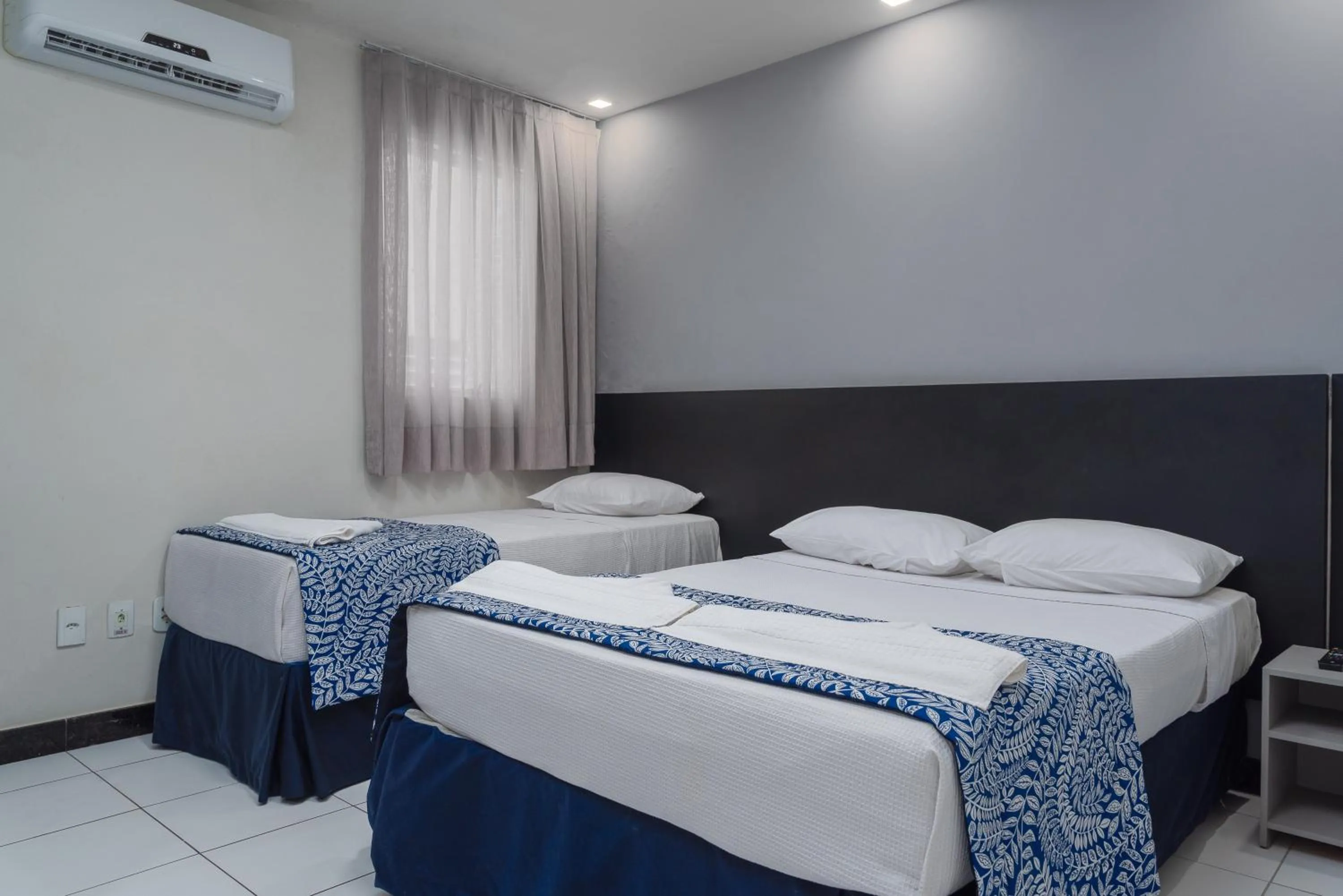 Bed in Ritz Praia Hotel