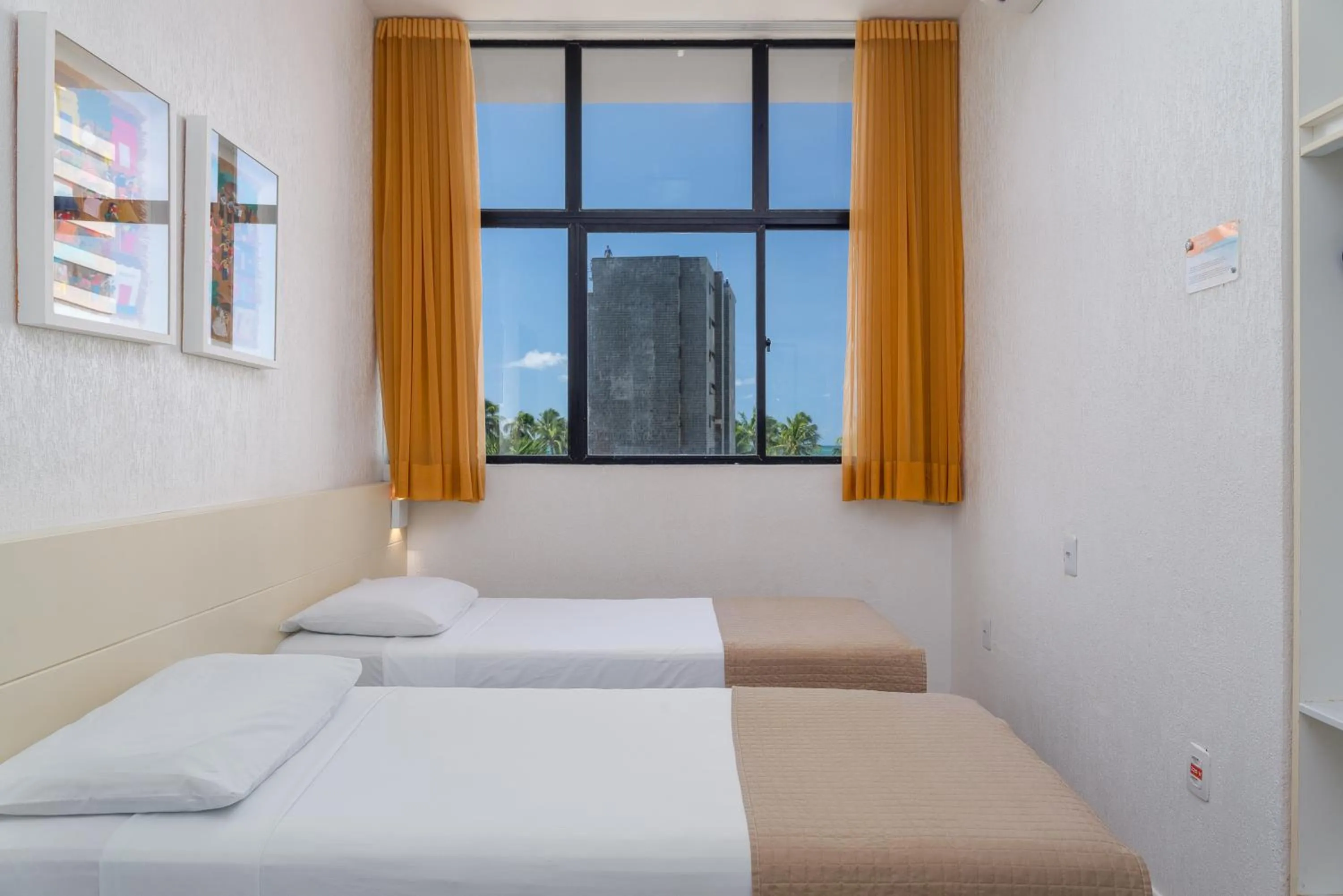 Bed in Ritz Plazamar Hotel