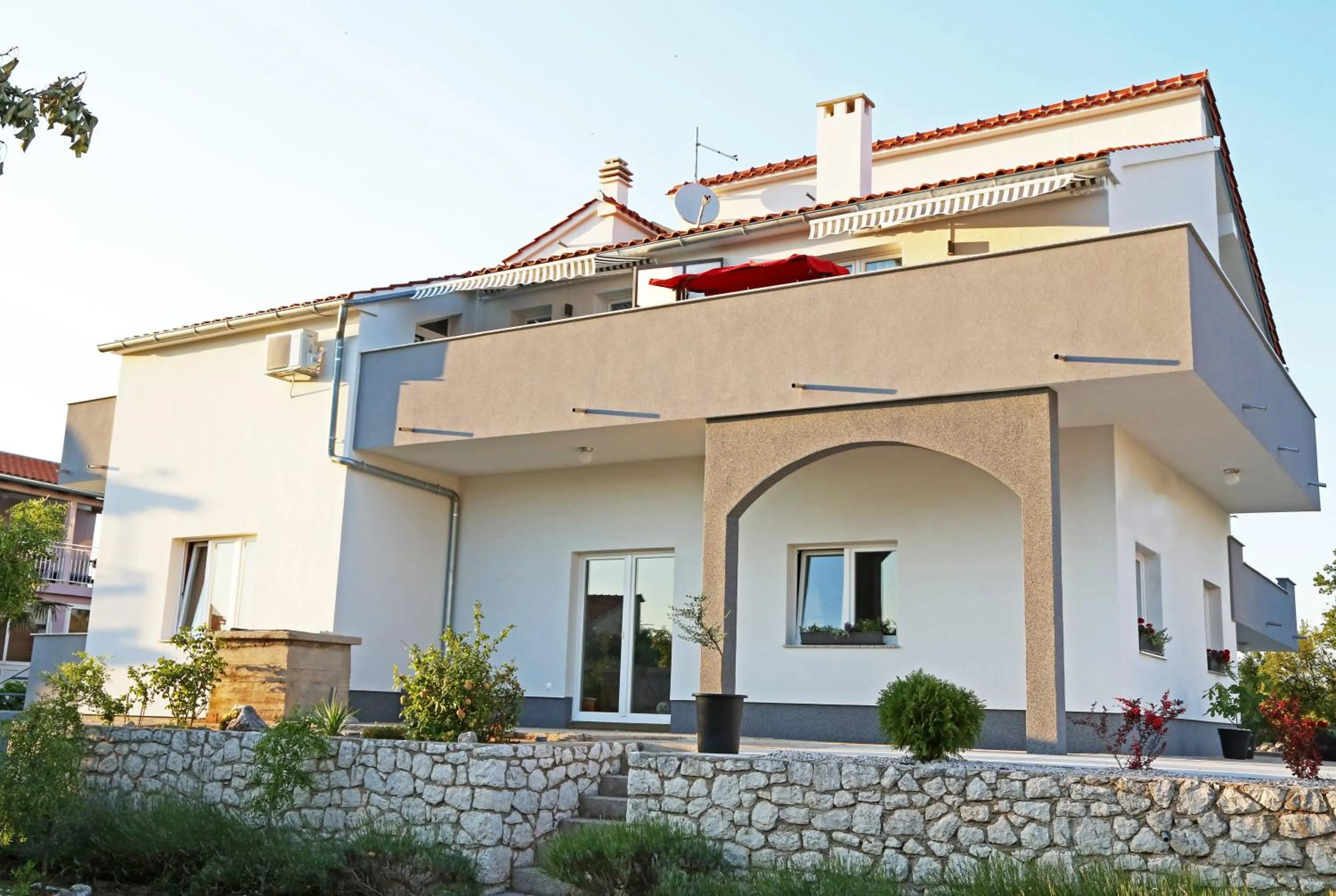 Property building in Guesthouse Villa DomeNico