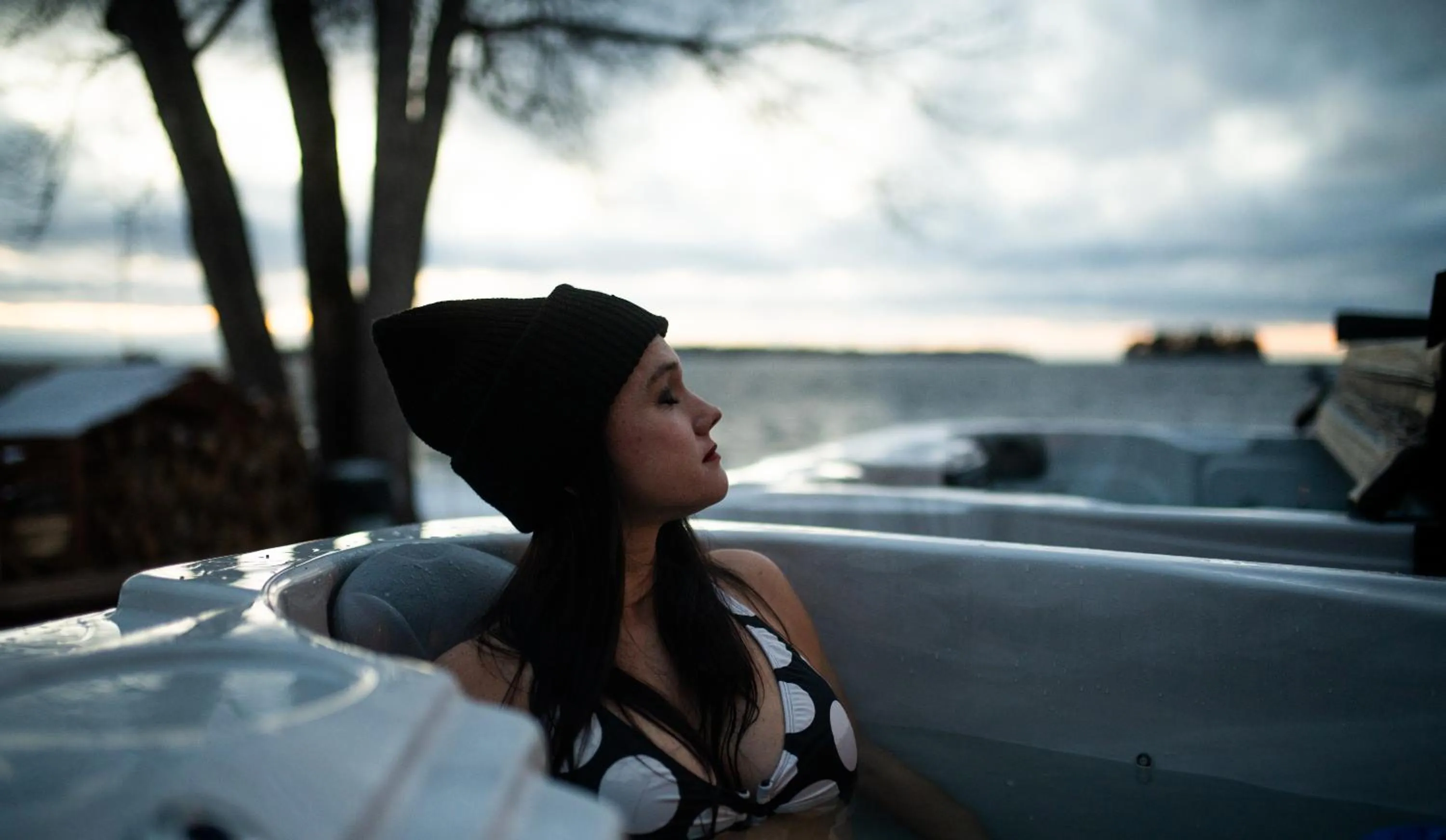 Hot Spring Bath in Auberge Des Îles
