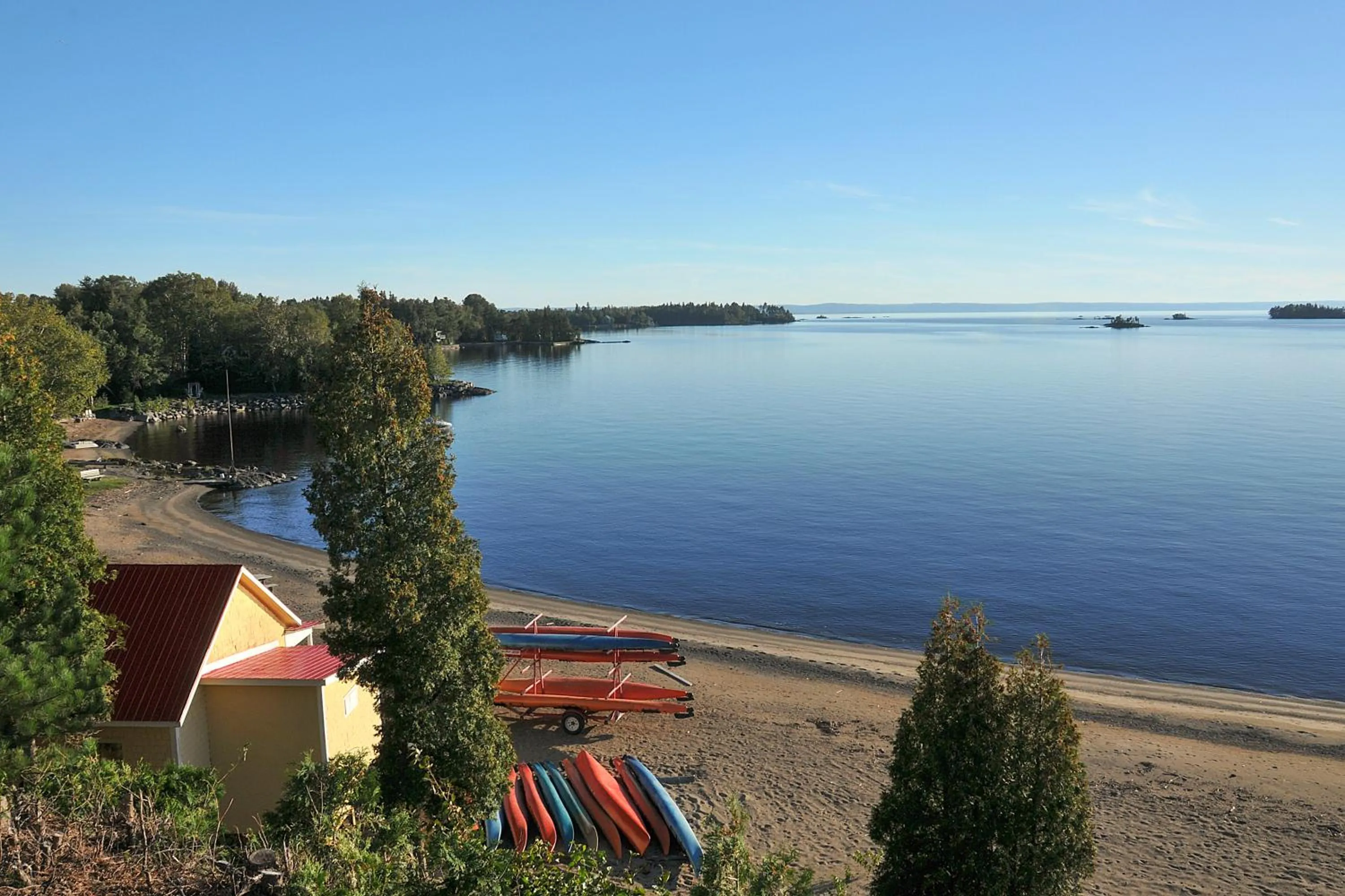 Summer in Auberge Des Îles