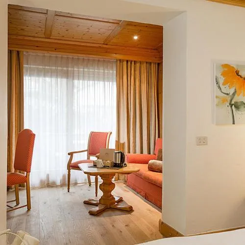 Photo of the whole room, Bed in Der Verdinser Hof