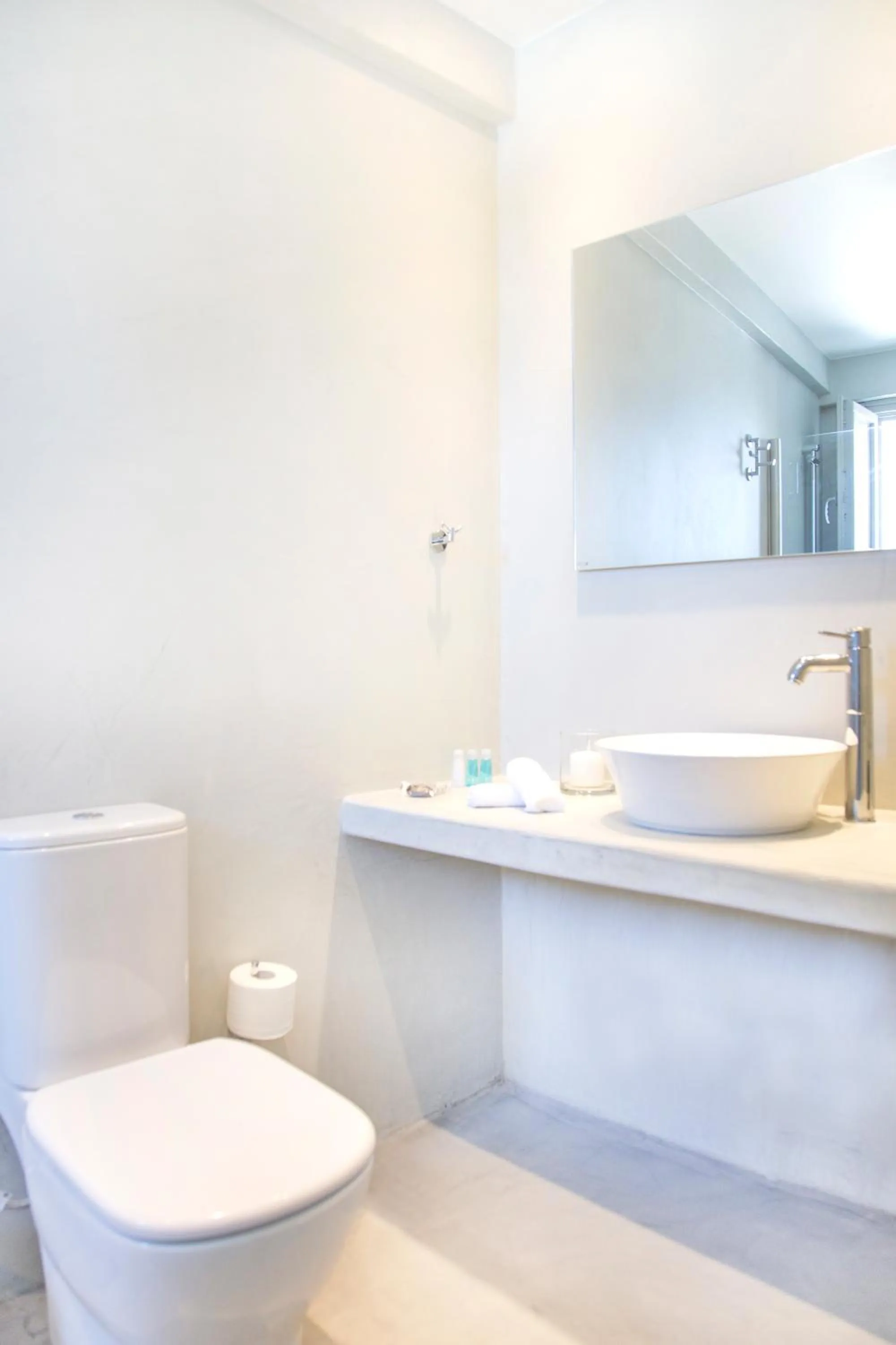 Bathroom in Aplai Dome