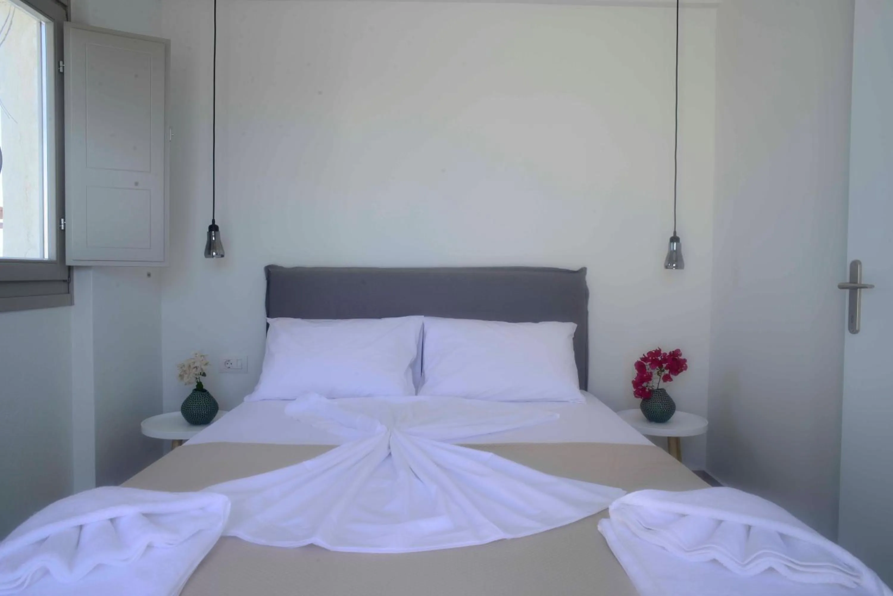 Bedroom, Bed in Aplai Dome