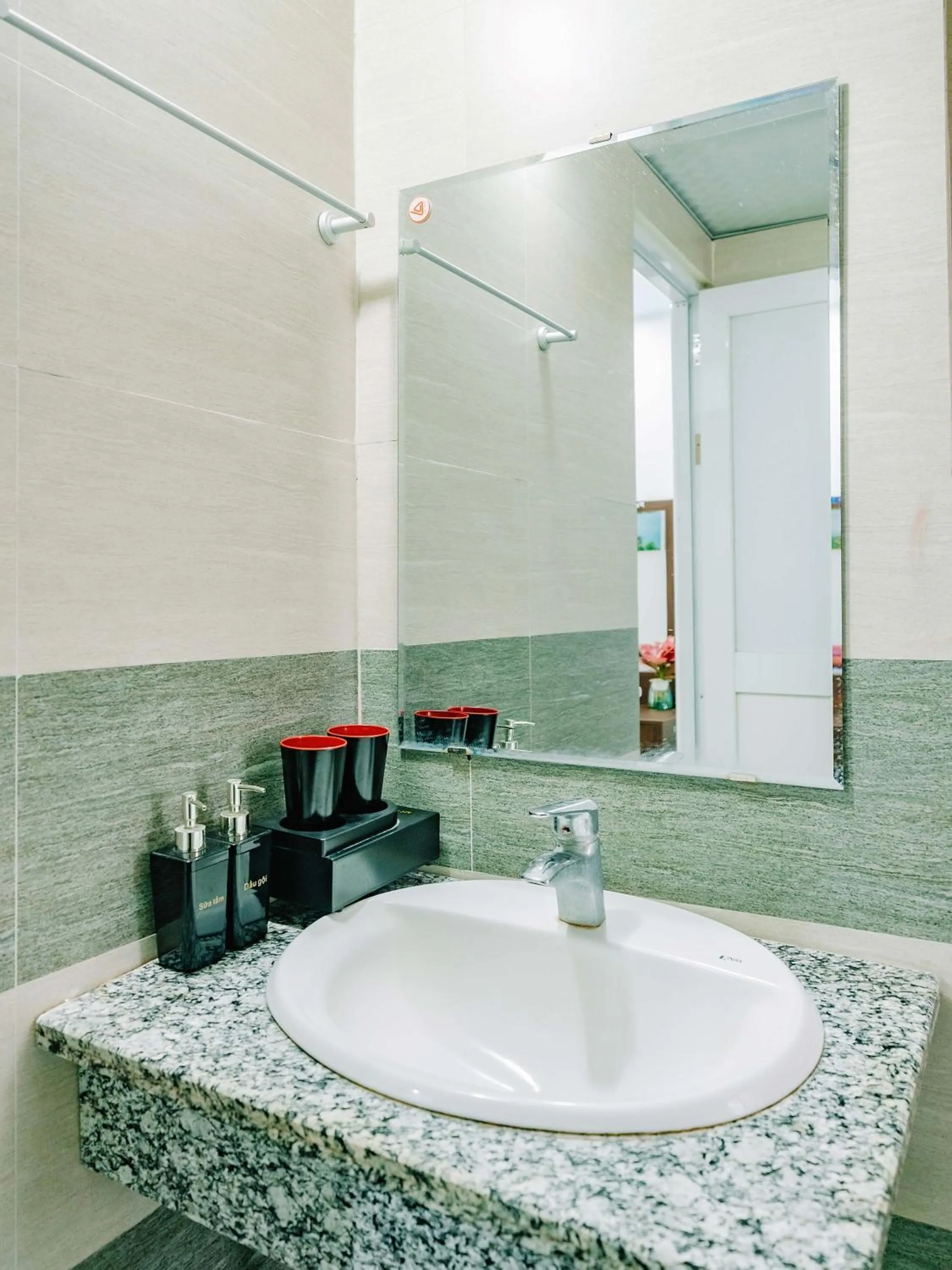 Bathroom in Phuong Dong Hotel