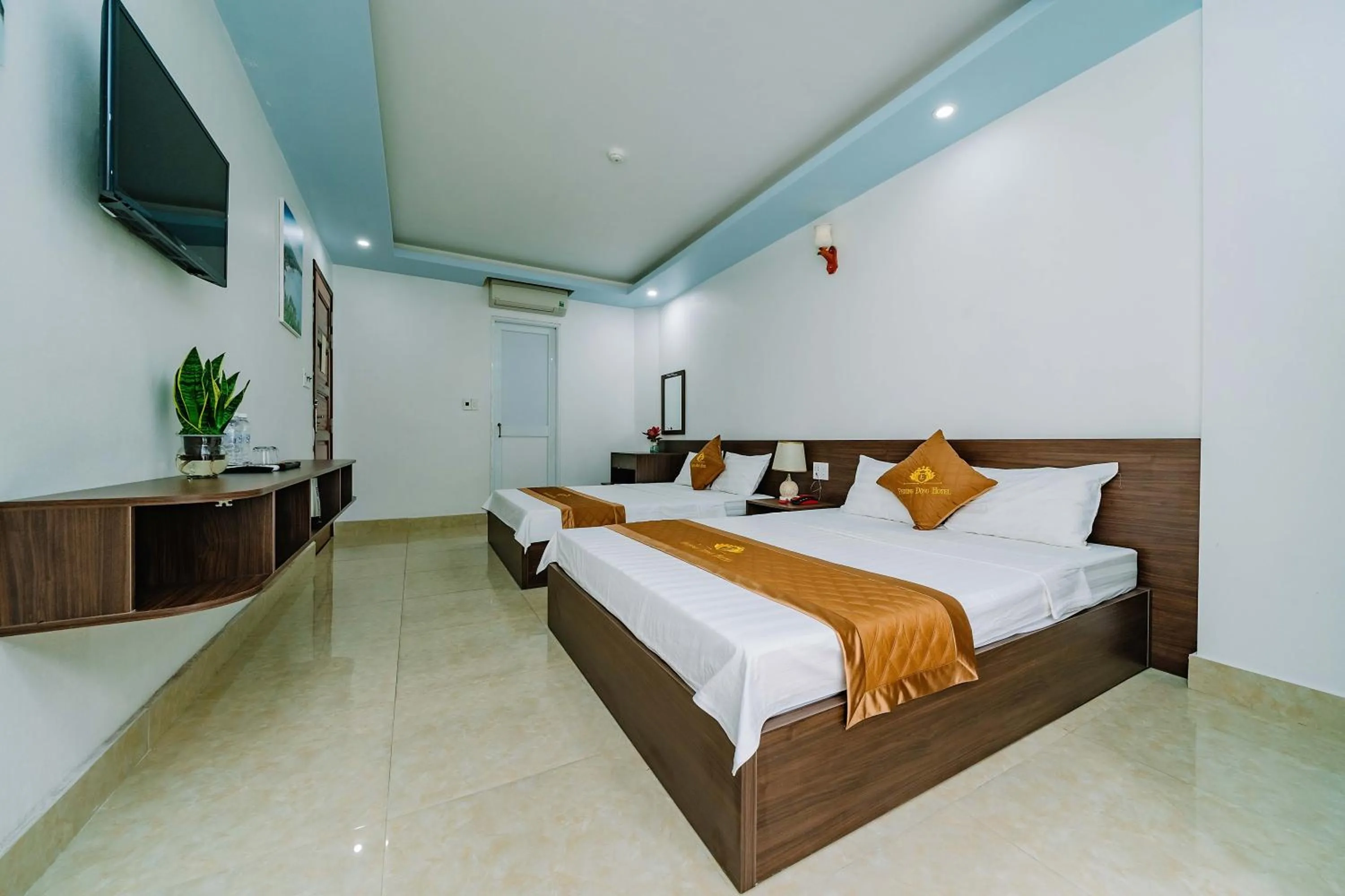 Bed in Phuong Dong Hotel