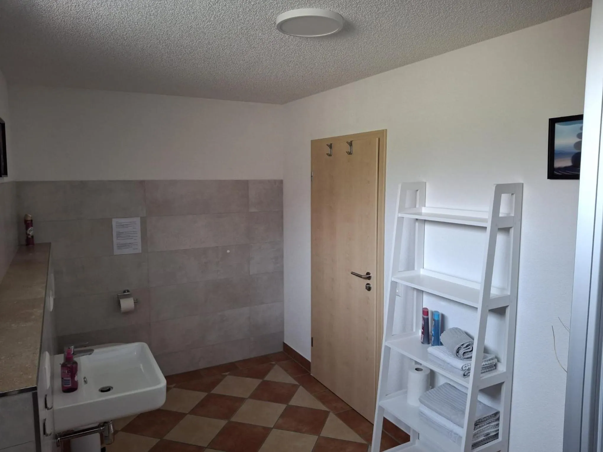 Shower in Pension Sieg