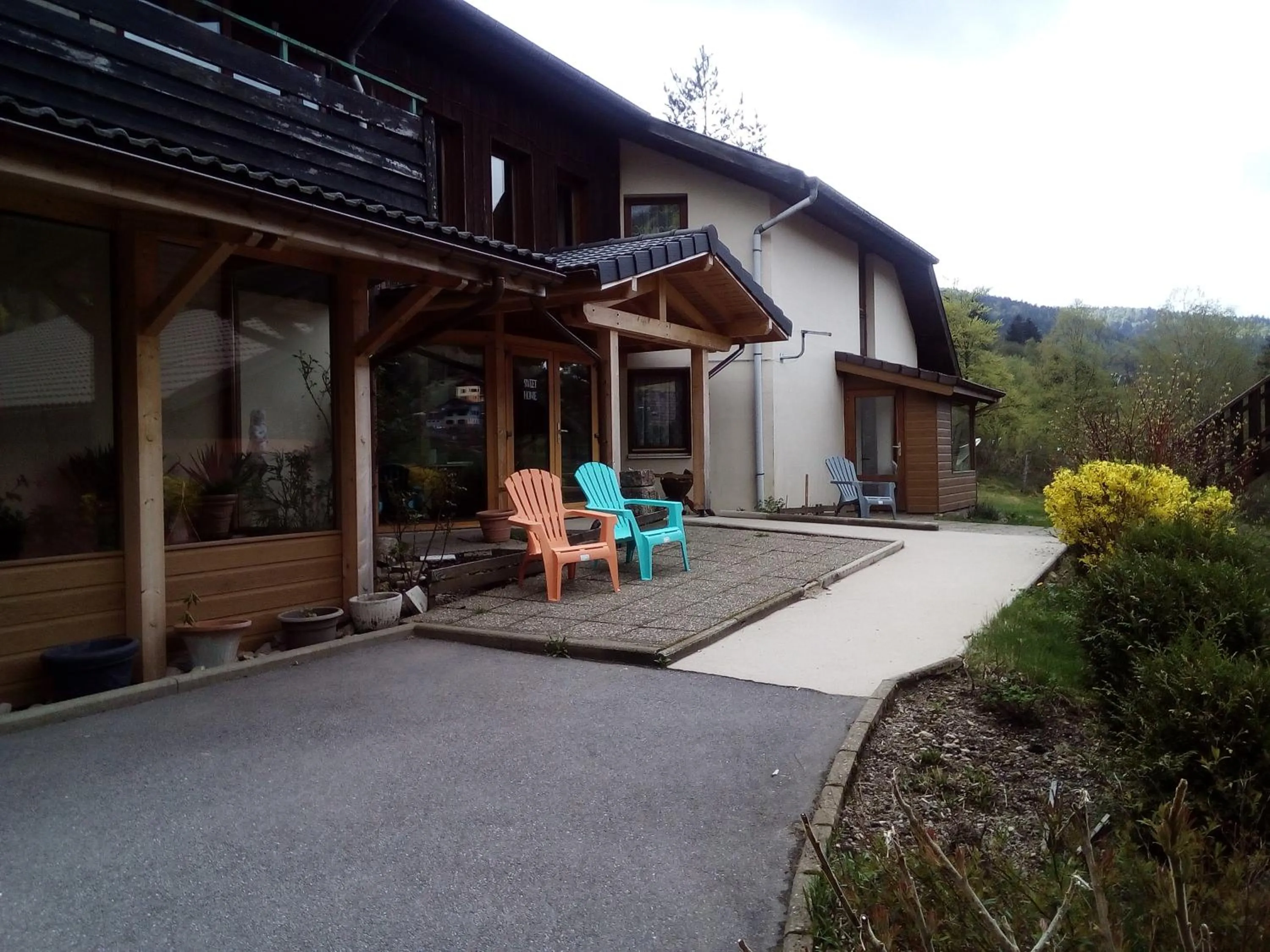 Facade/entrance in Hotel Restaurant Home Des Hautes Vosges