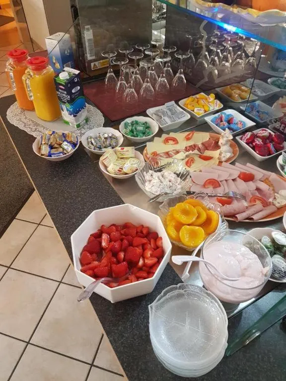 Breakfast in Hotel Schweizer Stubb