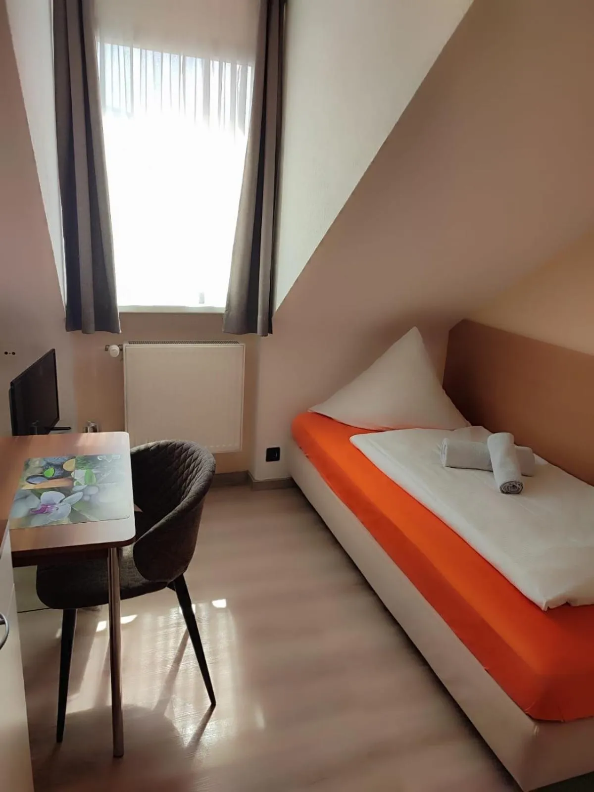 Bed in Hotel Schweizer Stubb