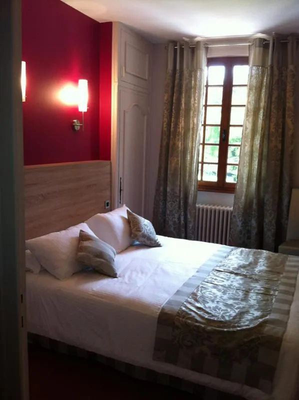 Bed in La Chrissandière