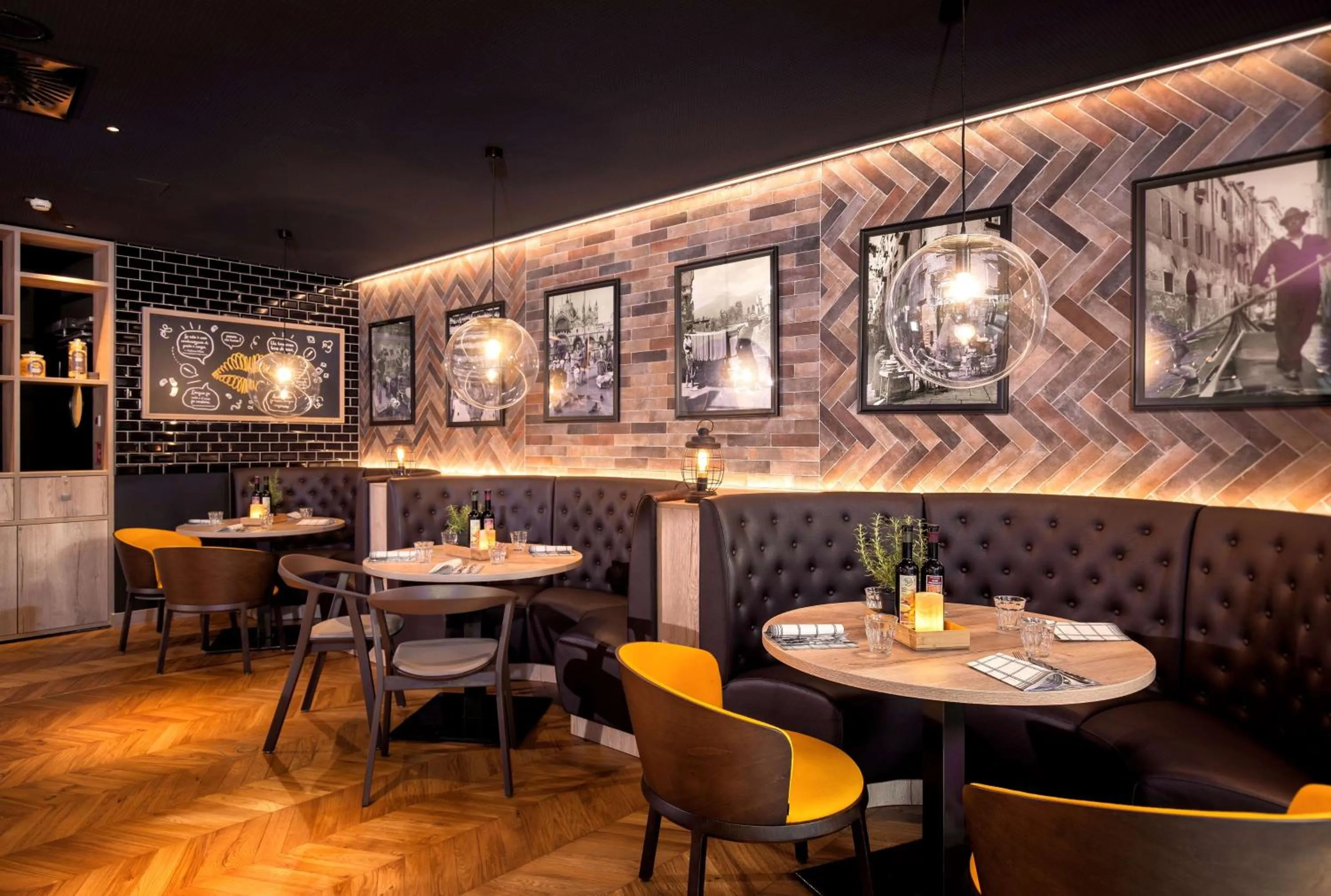 Restaurant/places to eat in Park Inn by Radisson Stuttgart