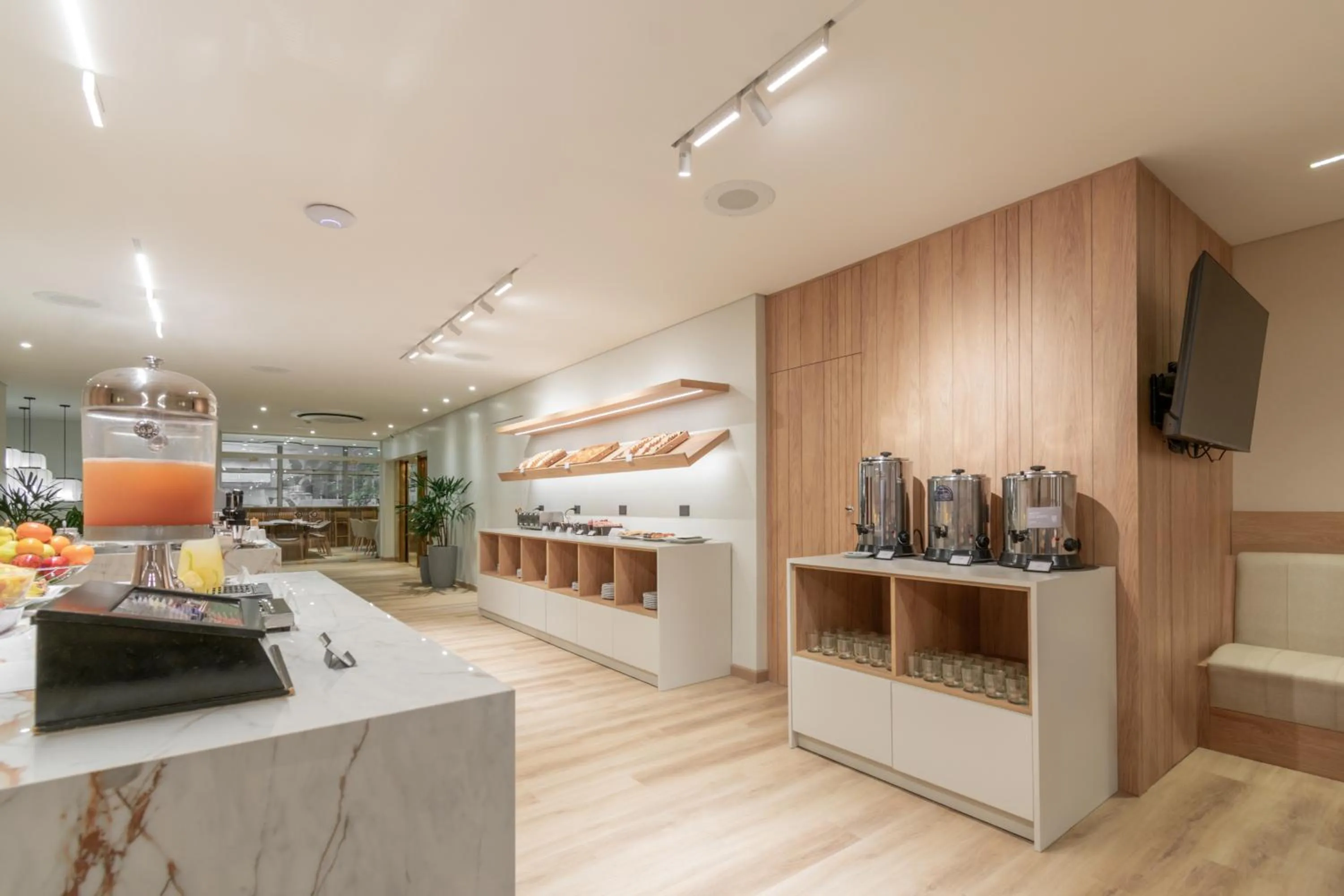 Hotel Solans Carlton