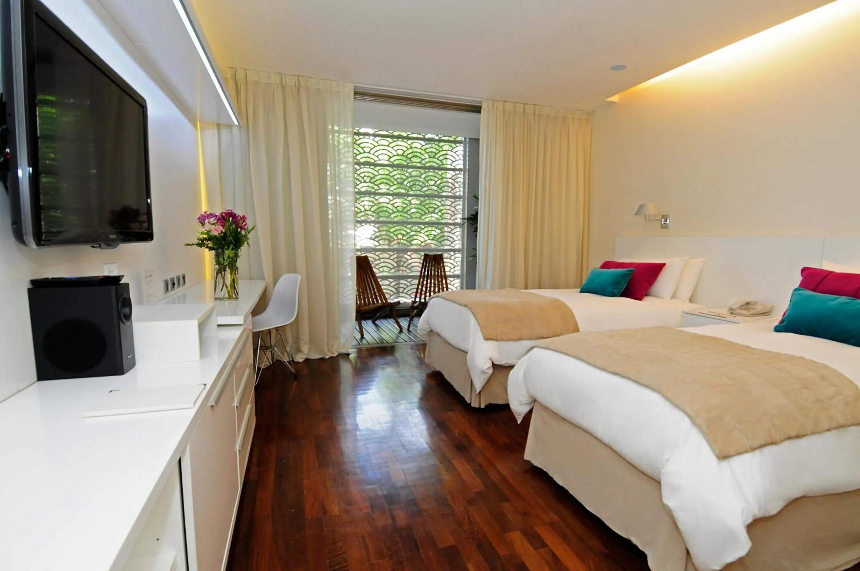 Day, Bed in Ilum Experience Home