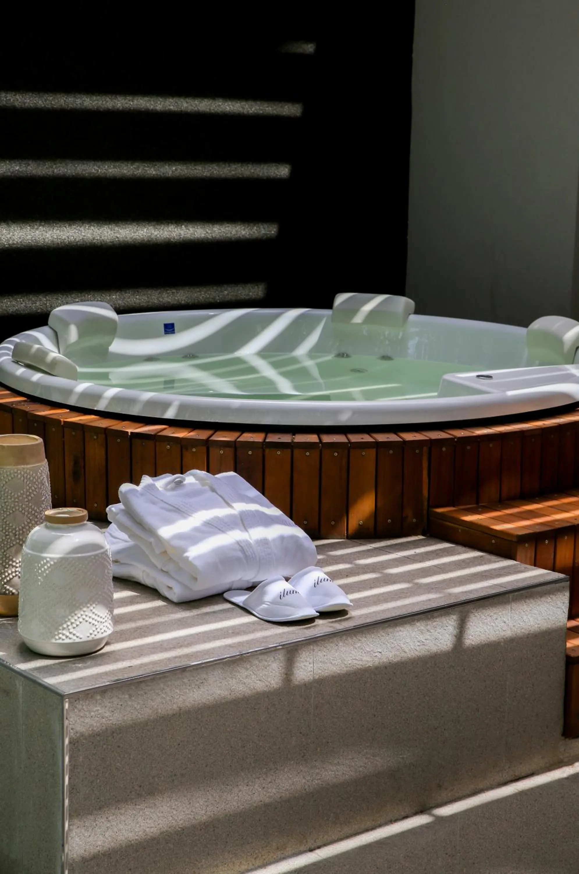 Hot Tub in Ilum Experience Home