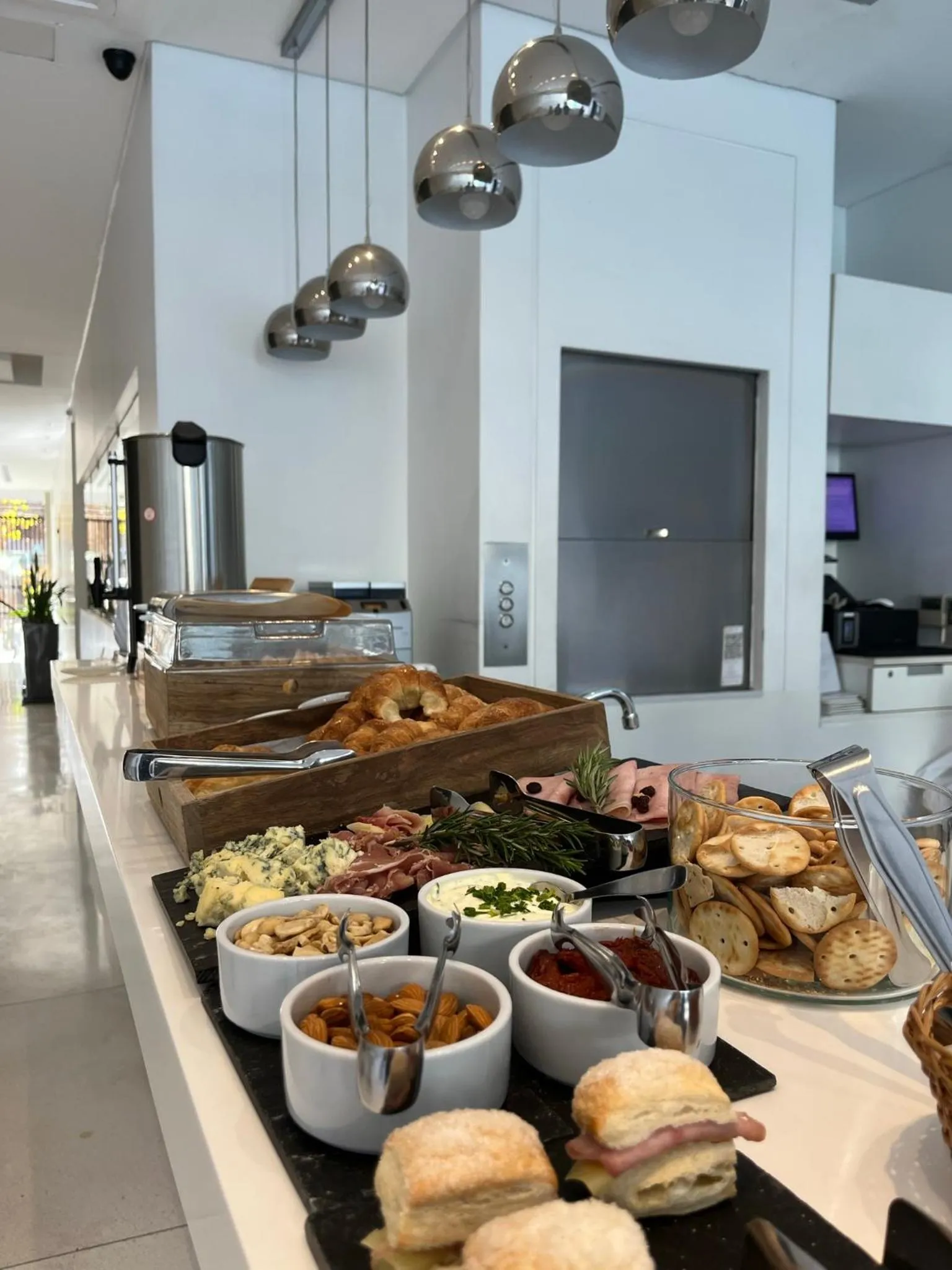 Breakfast in Ilum Experience Home