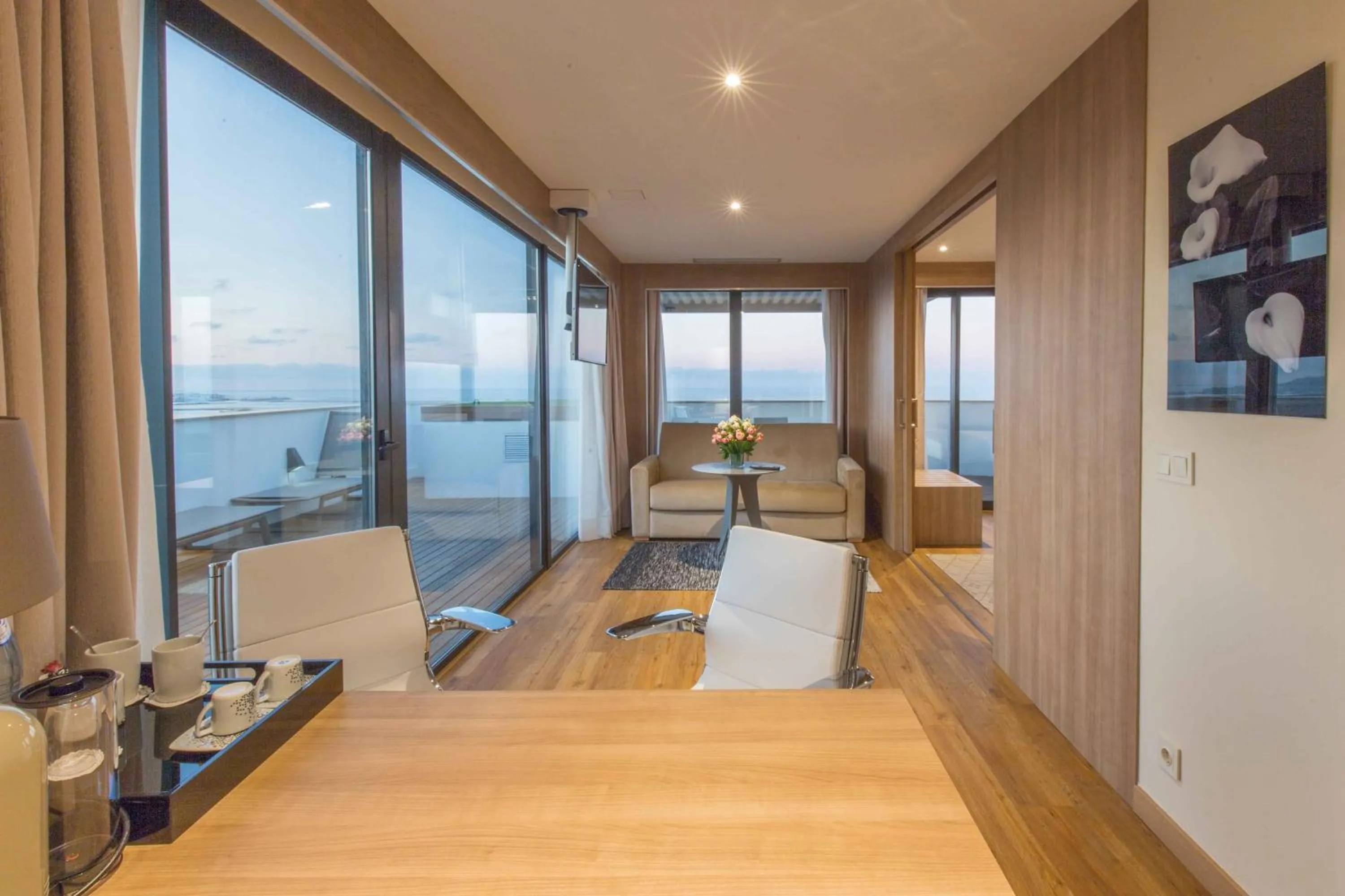 Photo of the whole room in Lamaraz Hotels