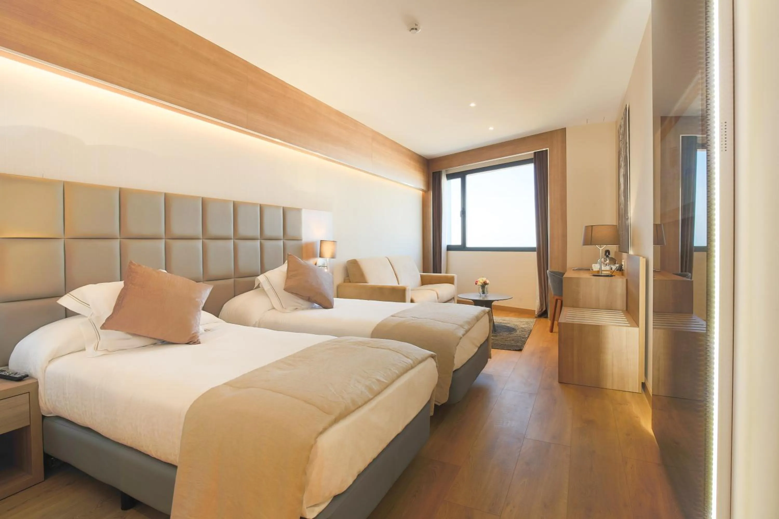 Photo of the whole room, Bed in Lamaraz Hotels