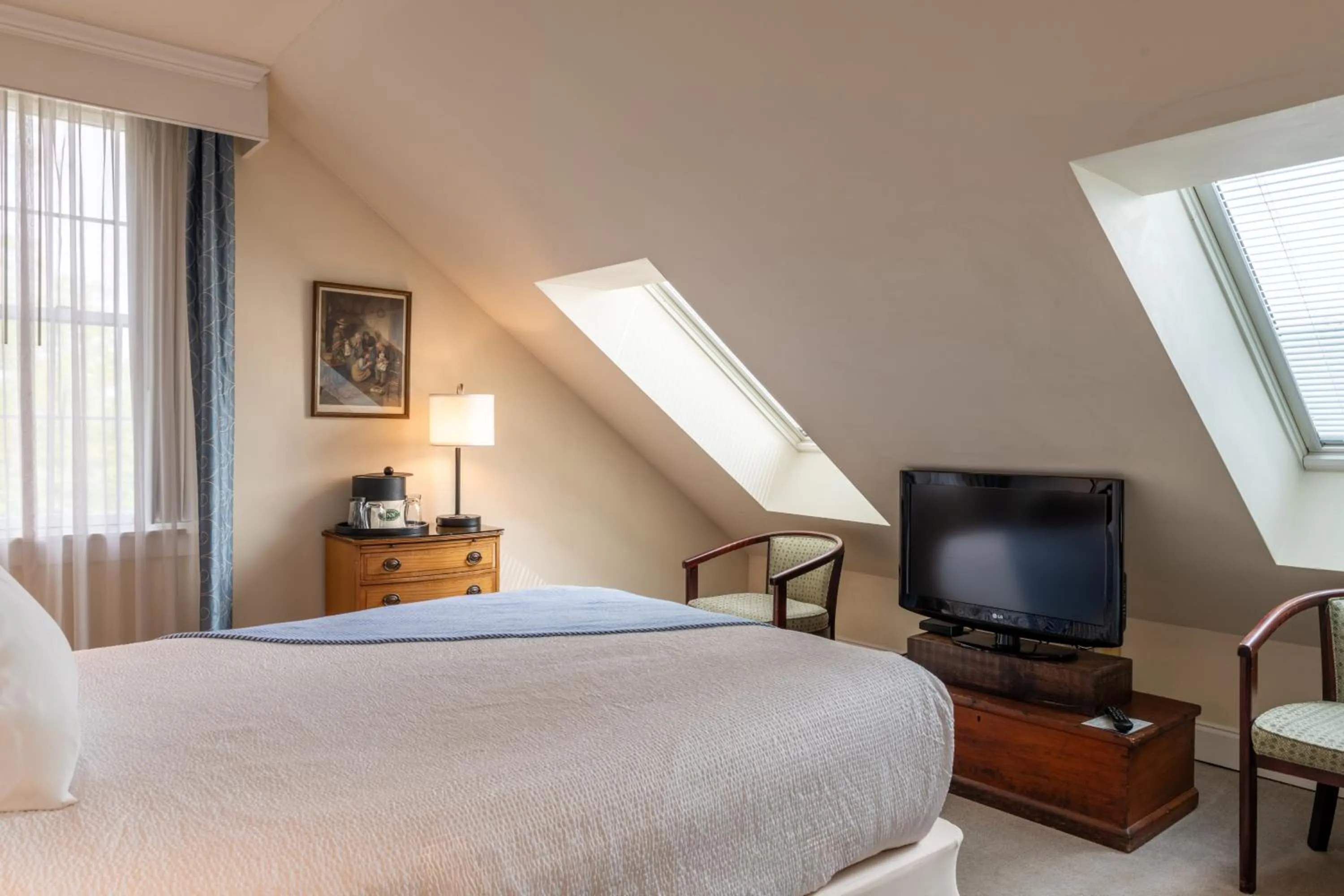 Bedroom, Bed in The Harraseeket Inn & Event House Freeport Downtown