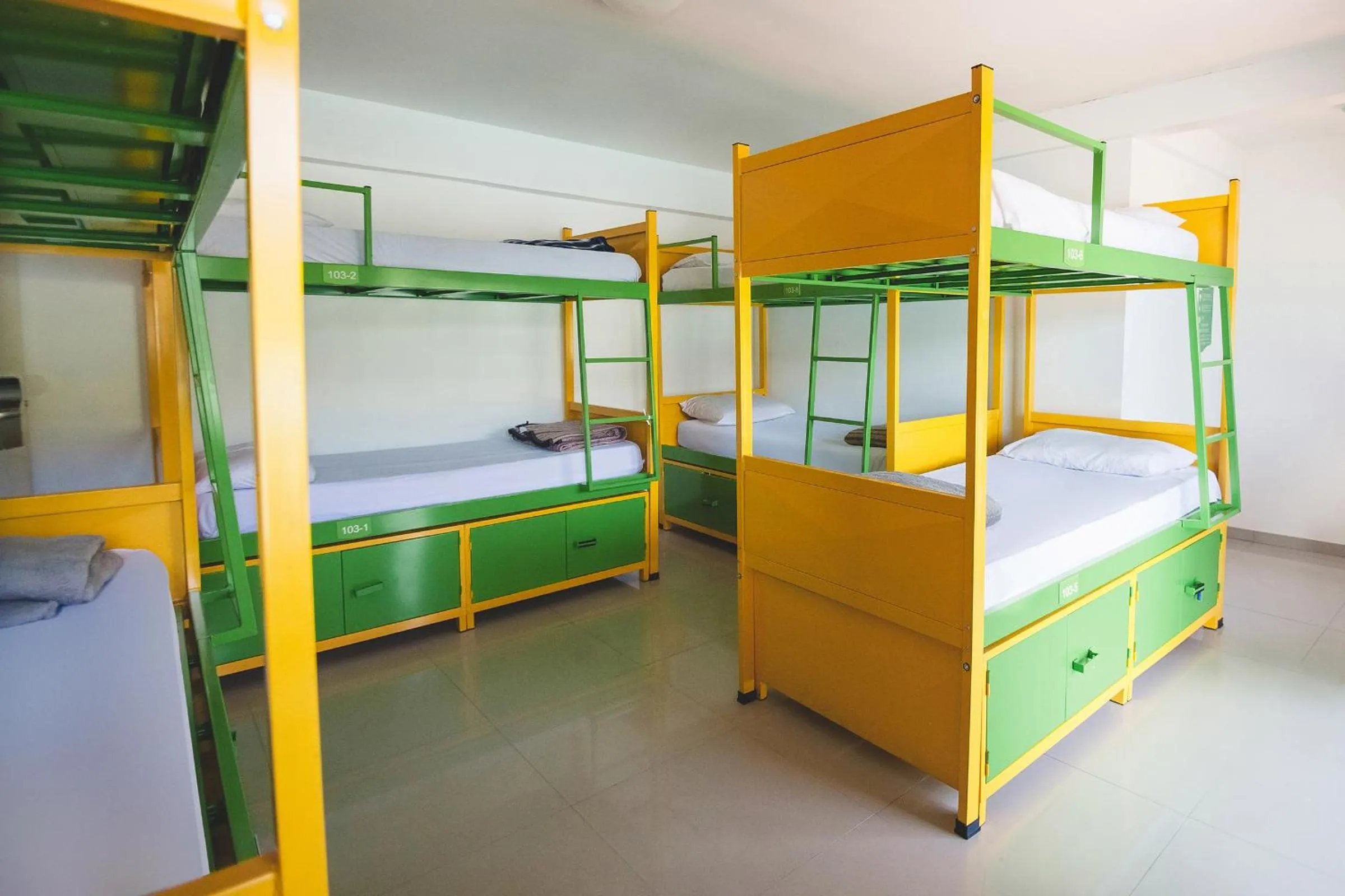 bunk bed, Bed in Che Lagarto Hostel Ilha Grande