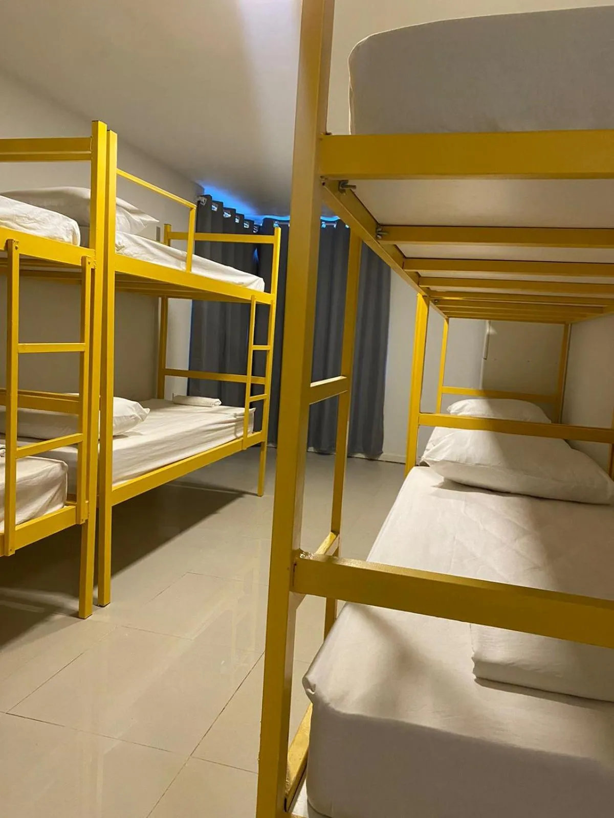 Photo of the whole room, Bed in Che Lagarto Hostel Ilha Grande