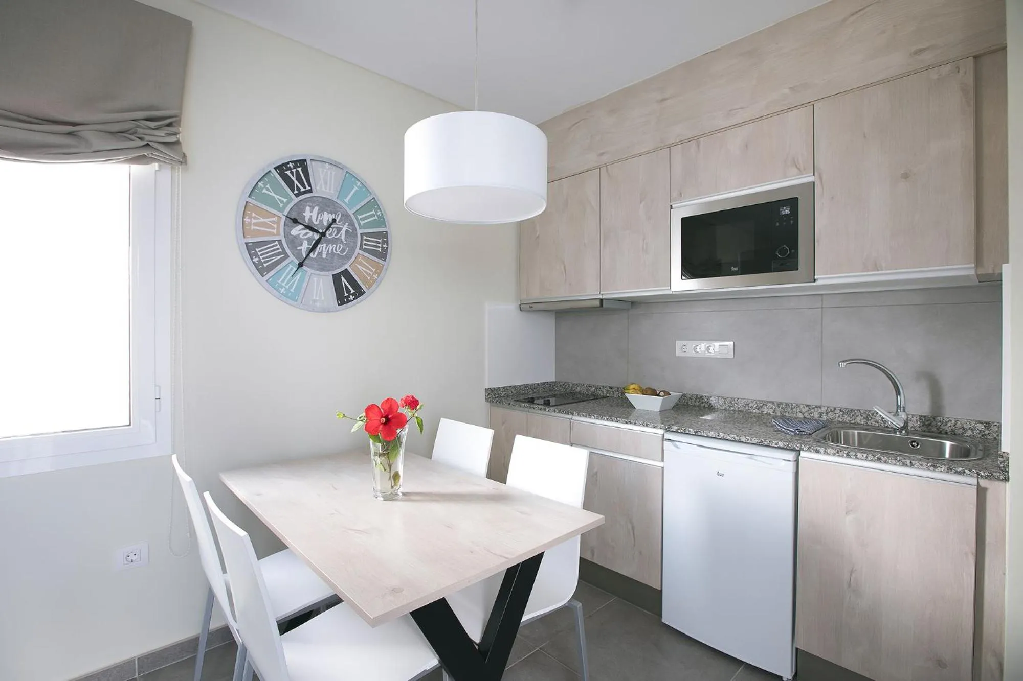 Dining area in Apartamentos Celeste