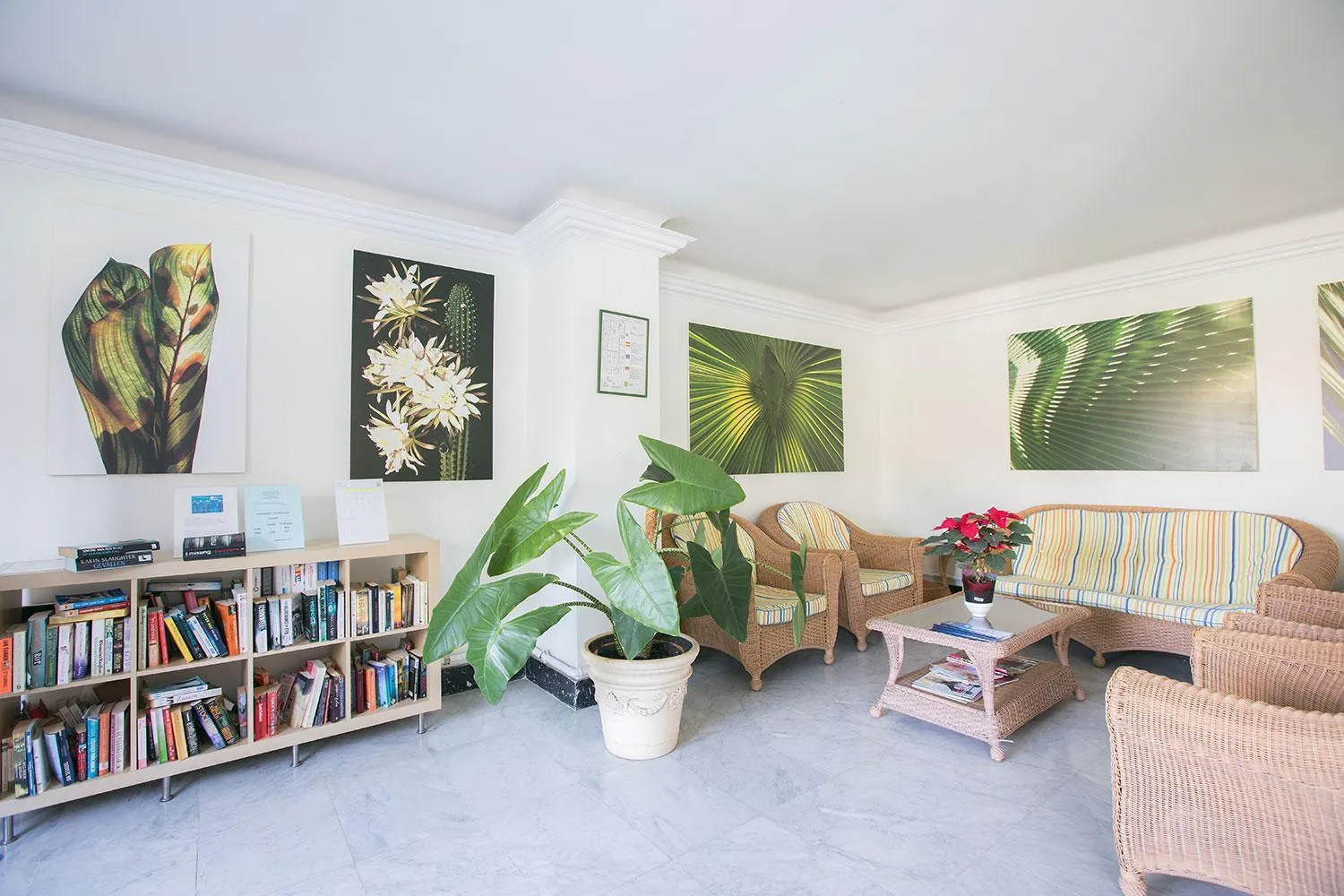 Lobby or reception in Apartamentos Celeste