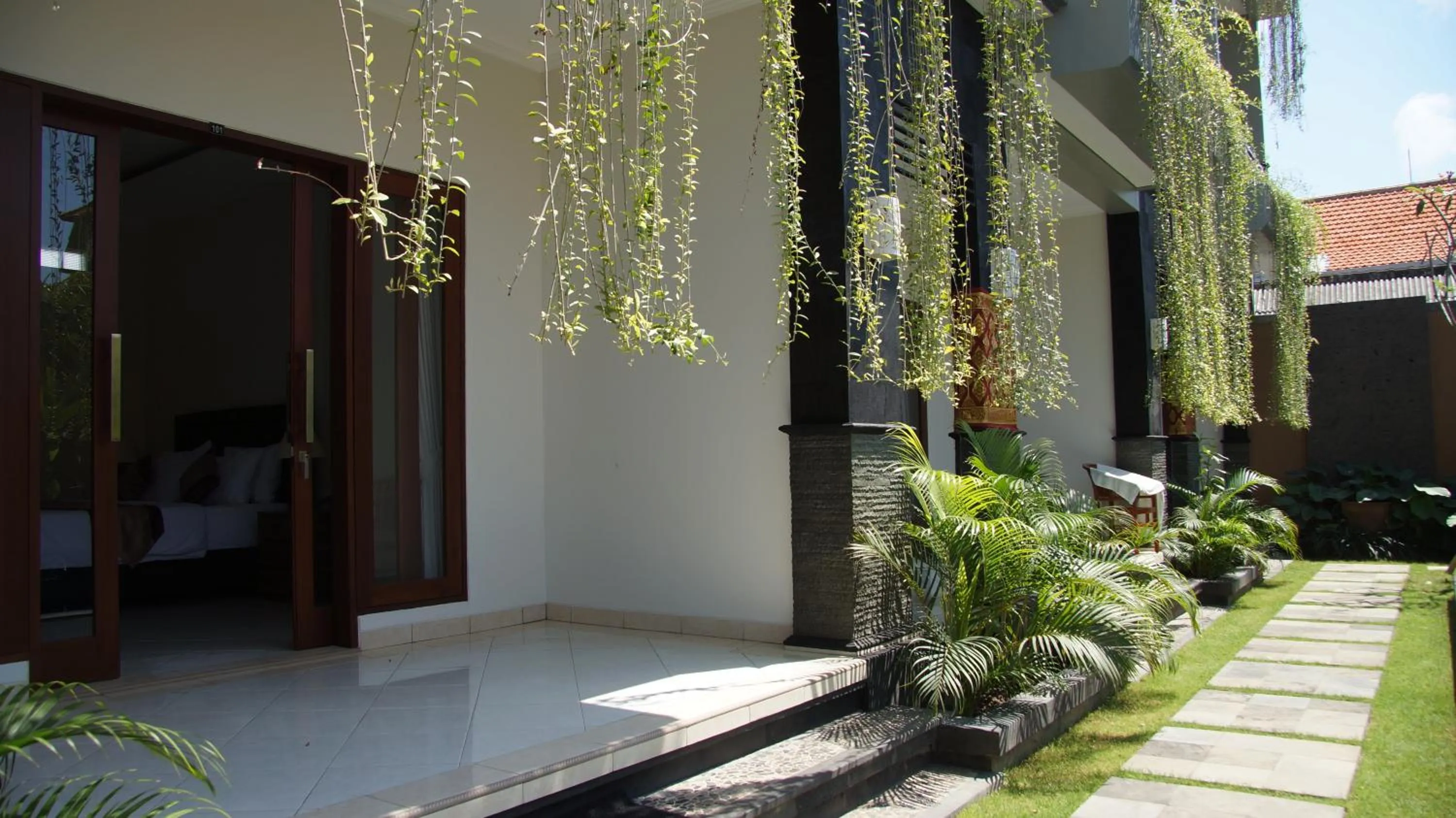 Balcony/Terrace in Surya Guest House Sanur
