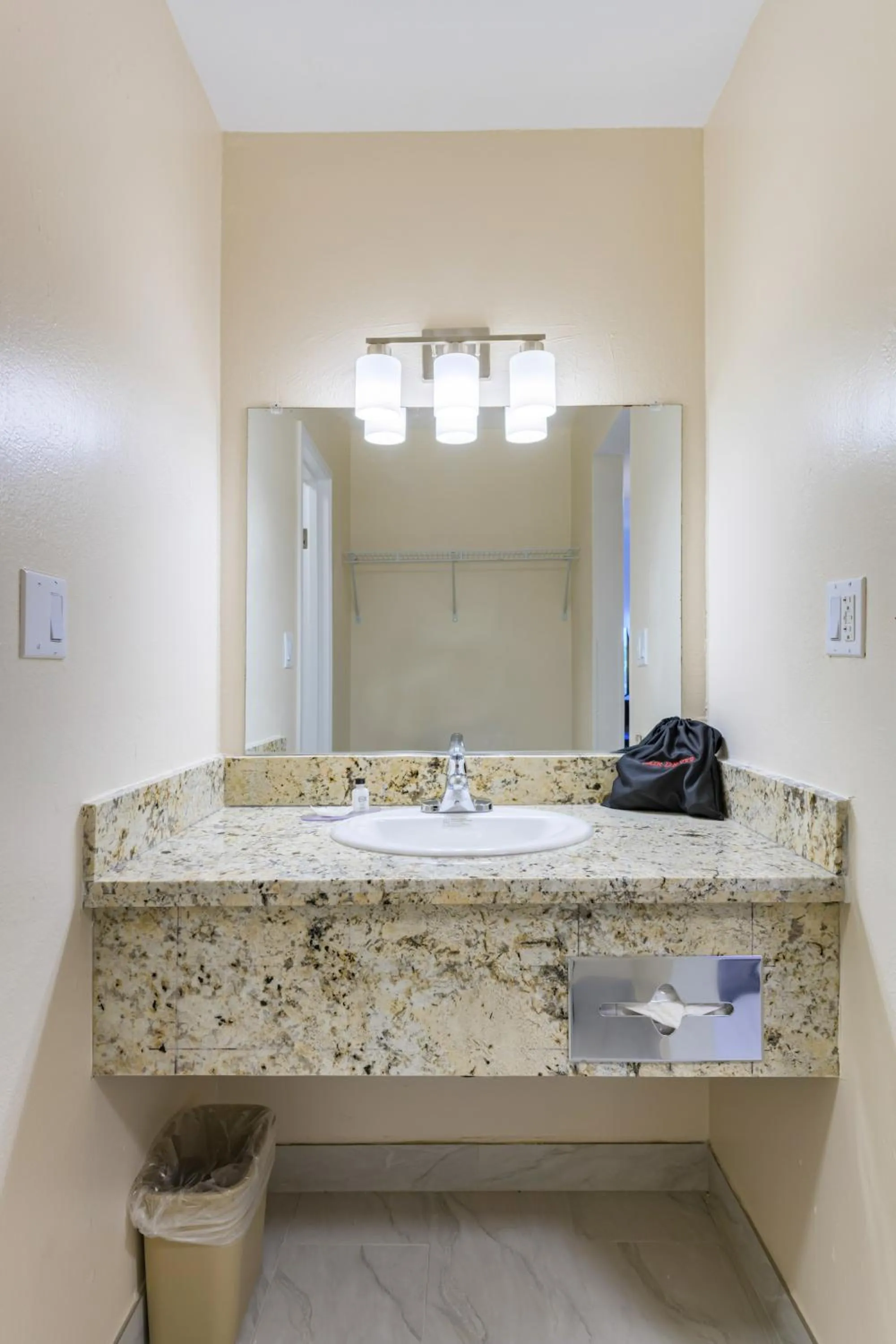 The Prime Suites, Vallejo - Napa Valley and Six Flags Discovery Kingdom