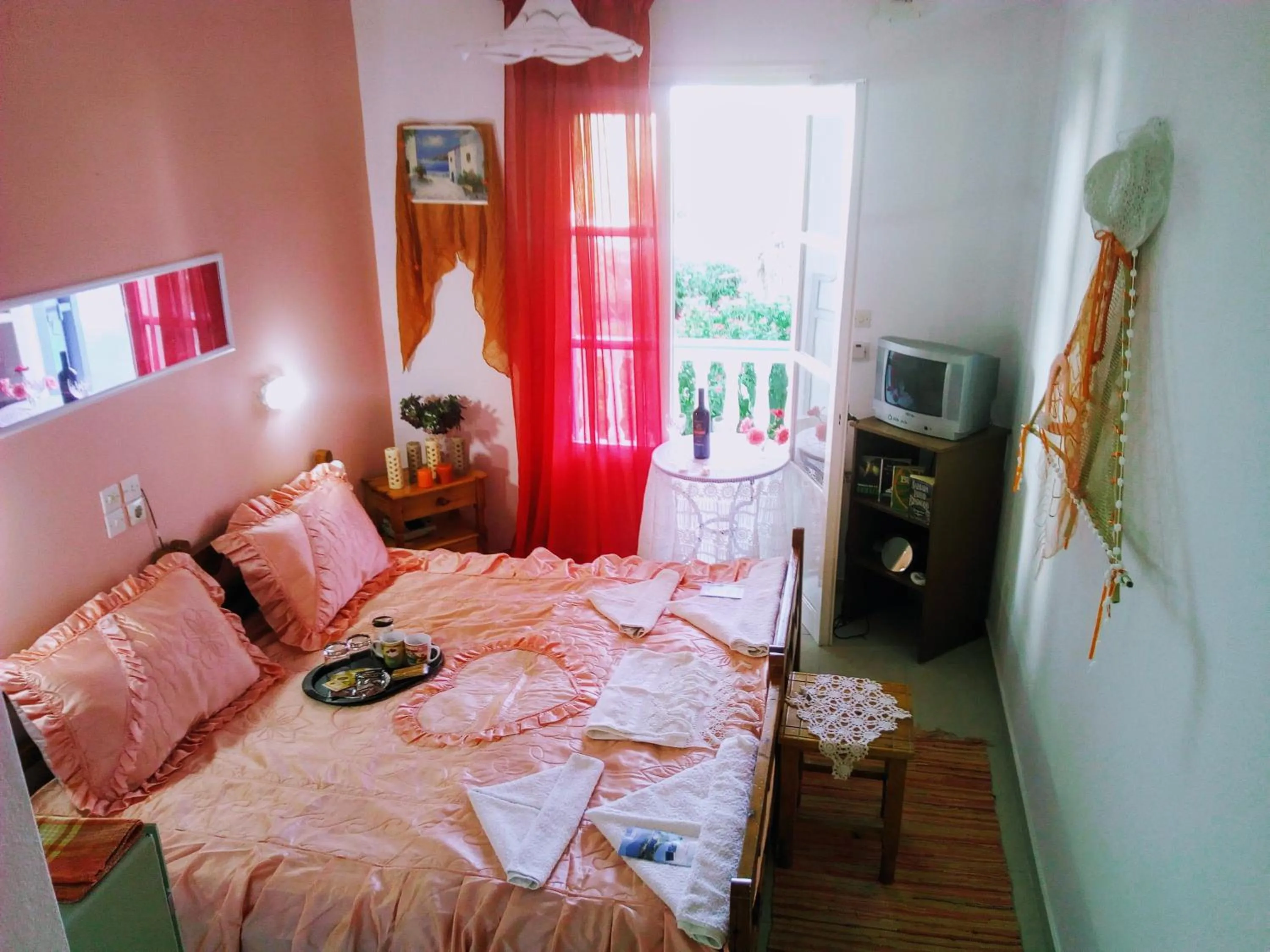 Bed in Paradisso Studios