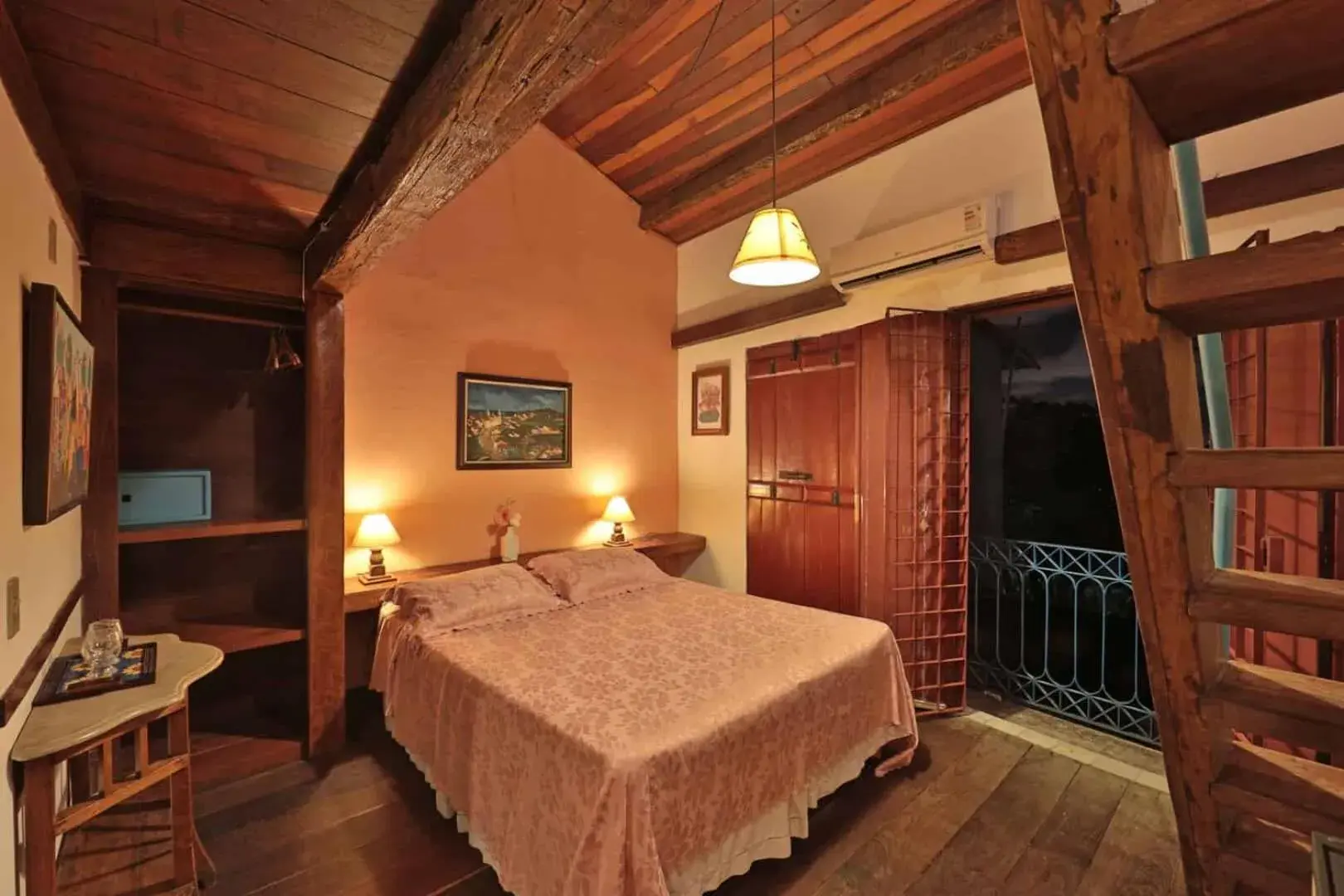 Double Room with Patio - single occupancy in Pousada do Amparo Double Room with Patio - single occupancy in Pousada do Amparo