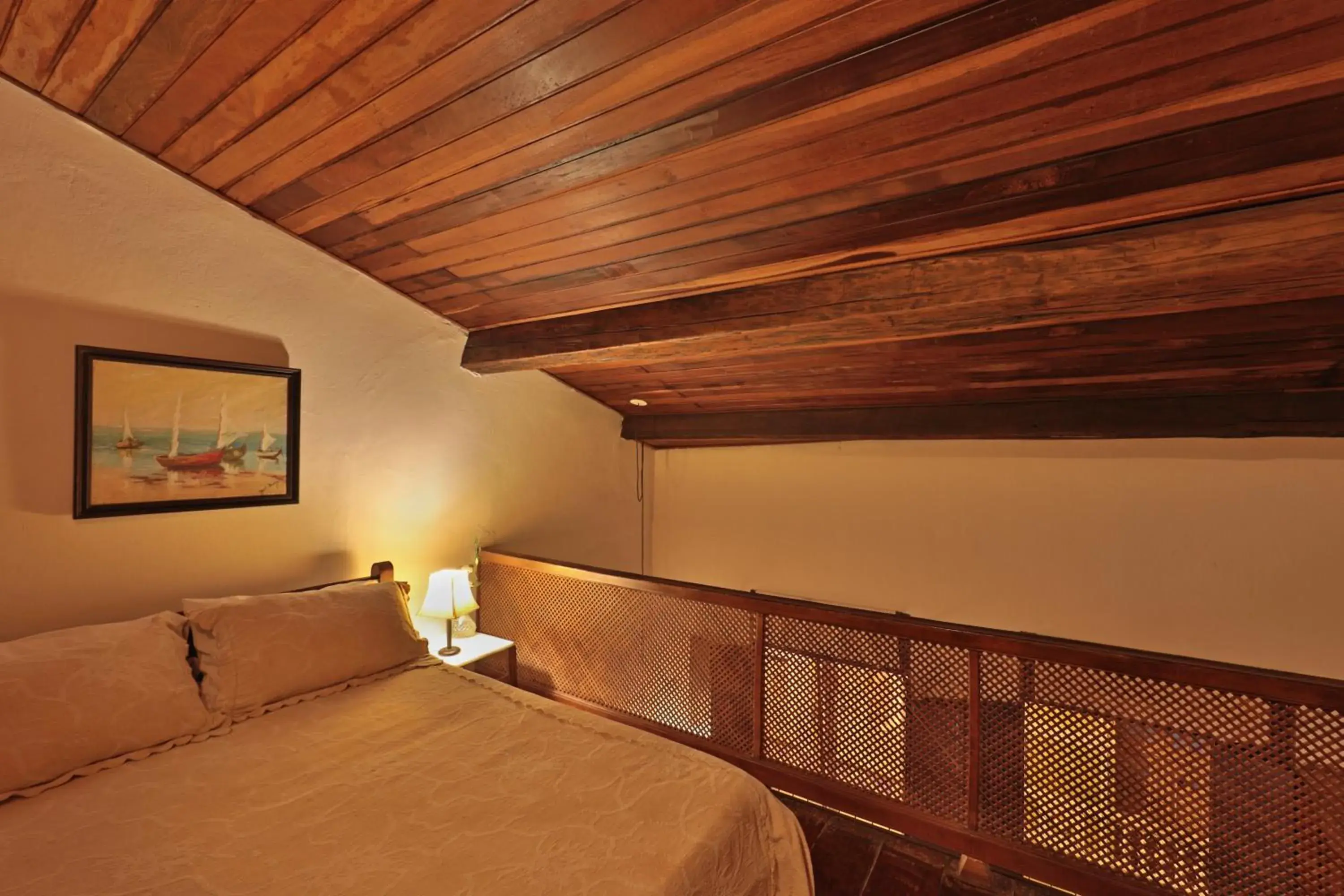 Triple Room with Balcony - single occupancy in Pousada do Amparo Triple Room with Balcony - single occupancy in Pousada do Amparo