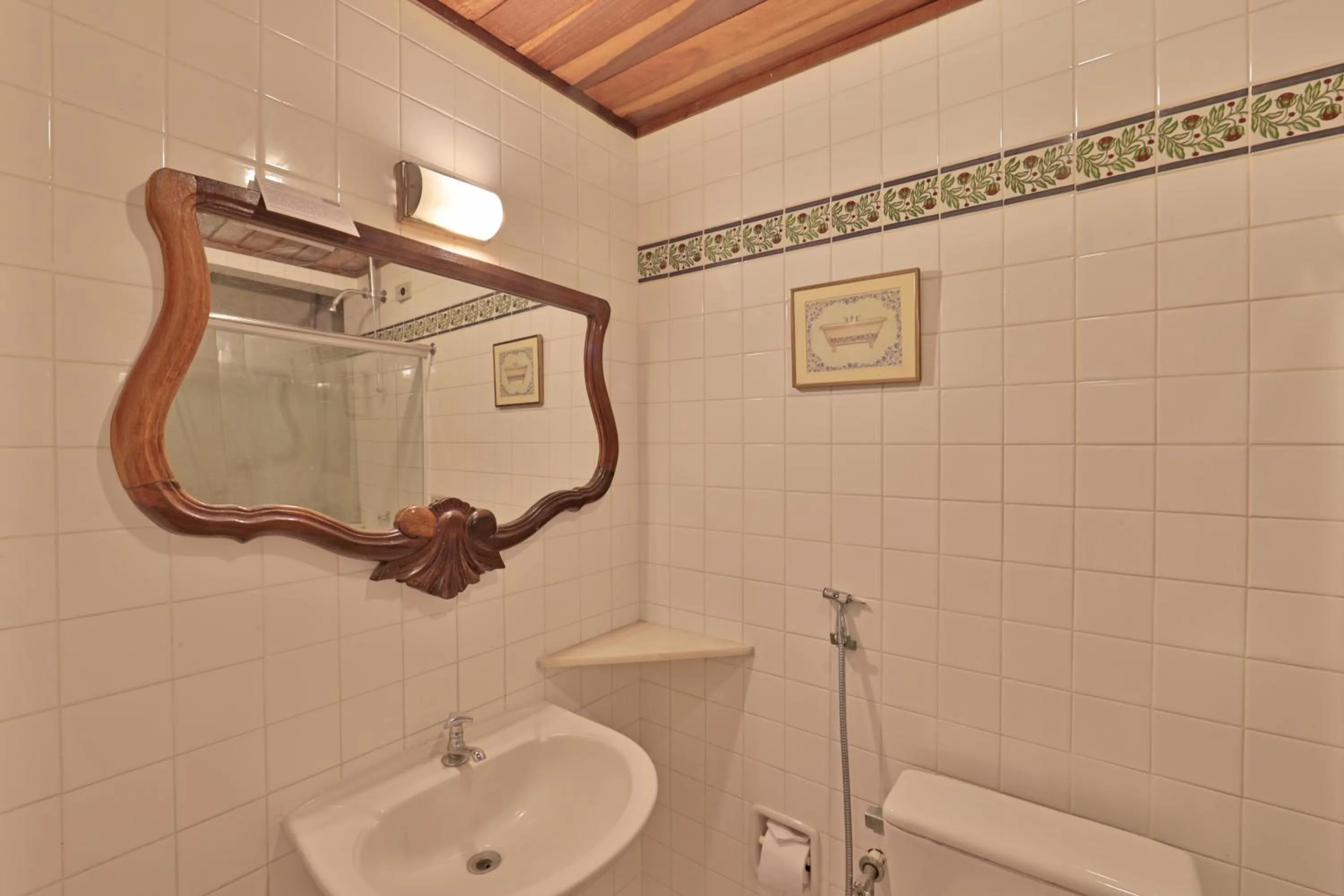 Toilet in Pousada do Amparo