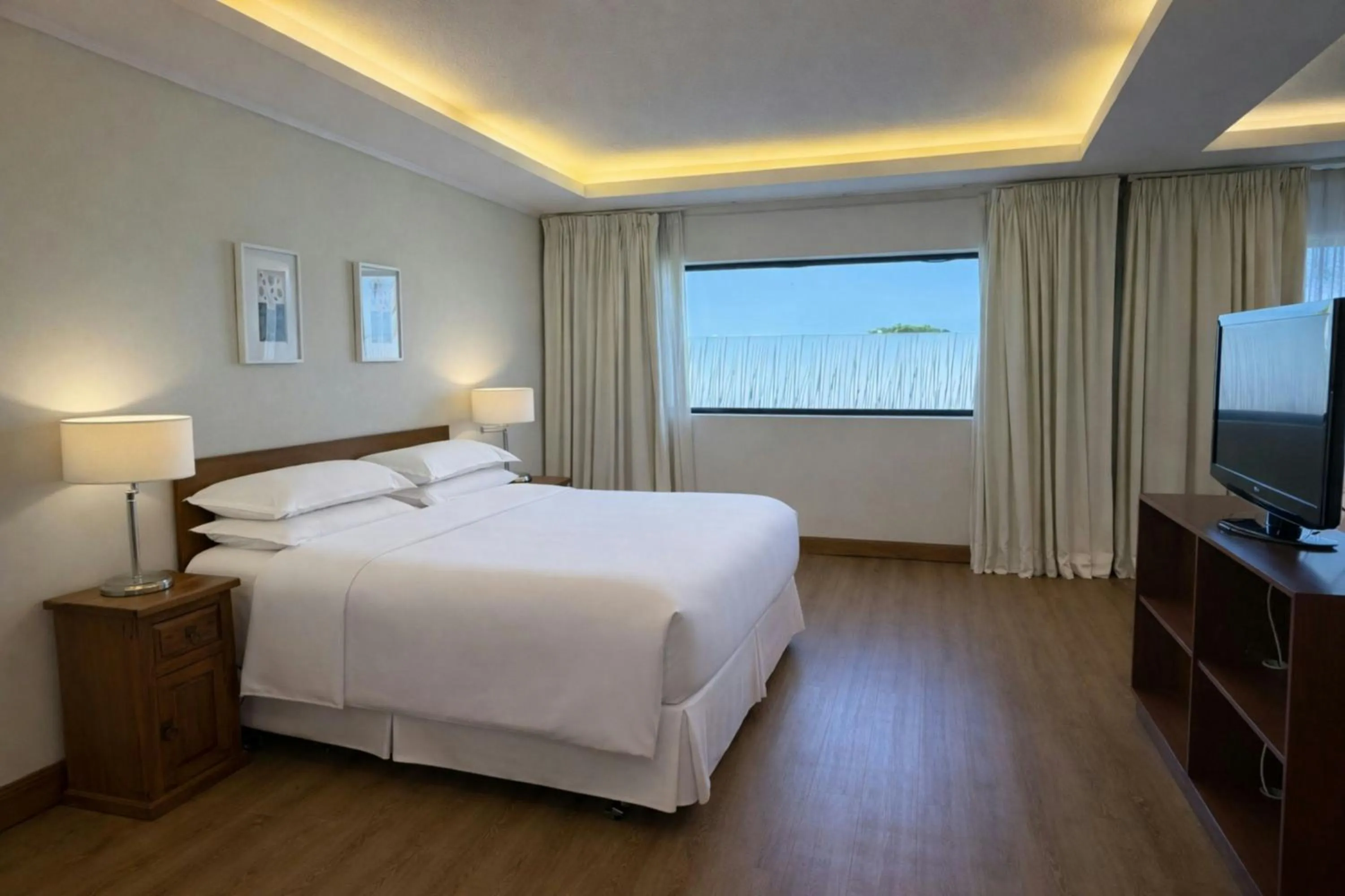 Photo of the whole room, Bed in Sheraton Colonia Golf & Spa Resort