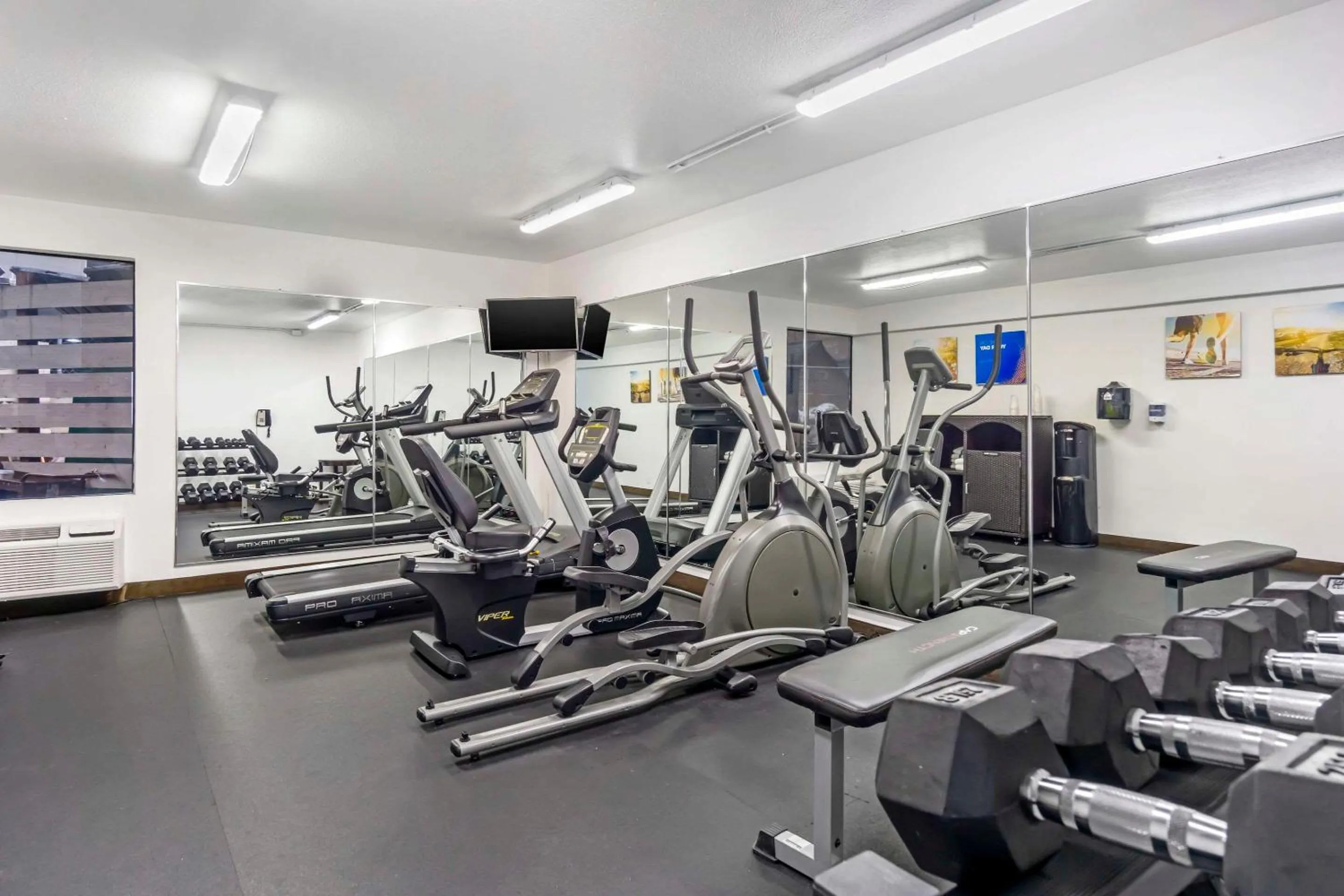 Fitness centre/facilities in Comfort Inn & Suites Sea-Tac Airport