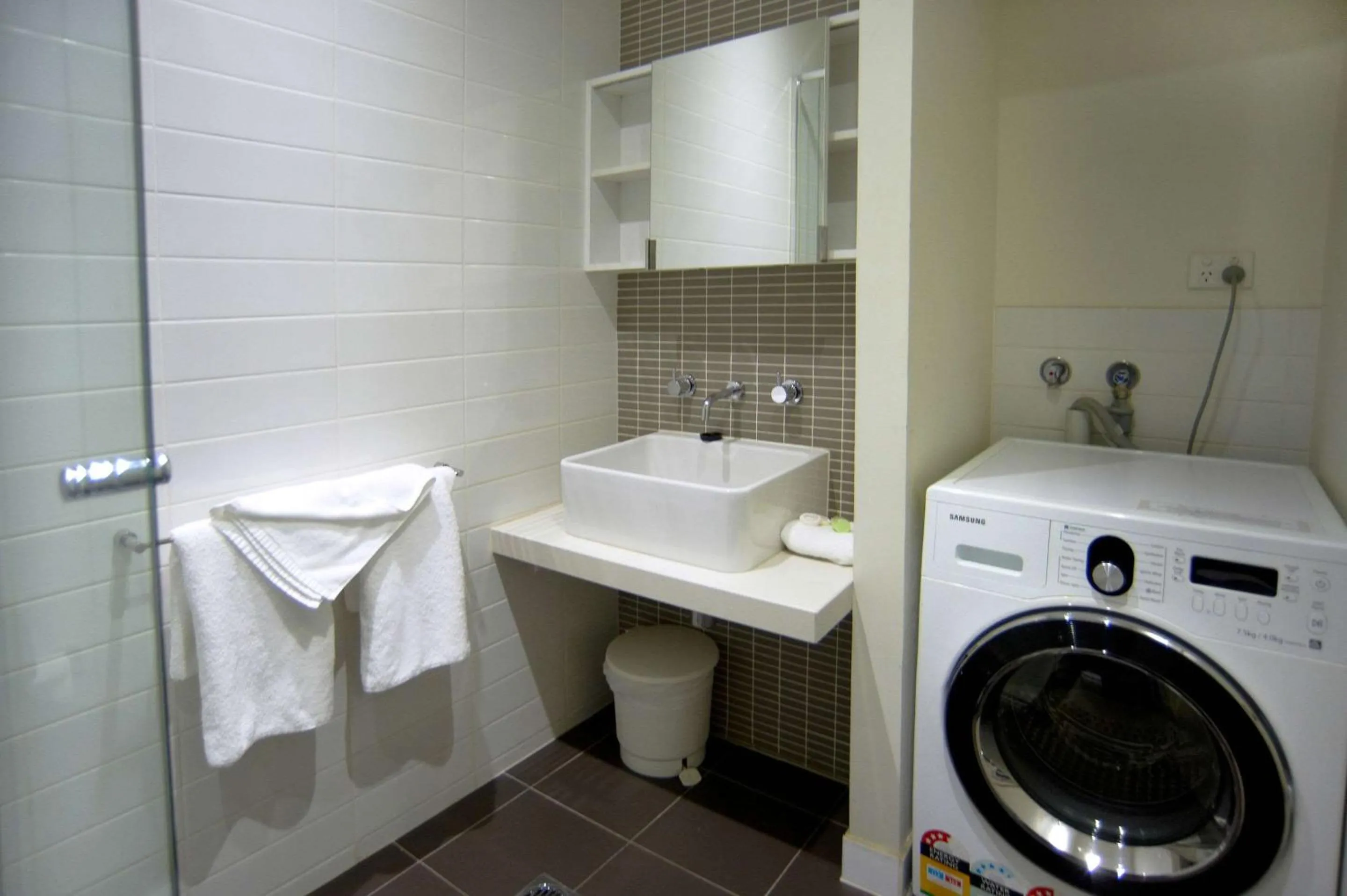 Bedroom in Comfort Apartments on Elizabeth