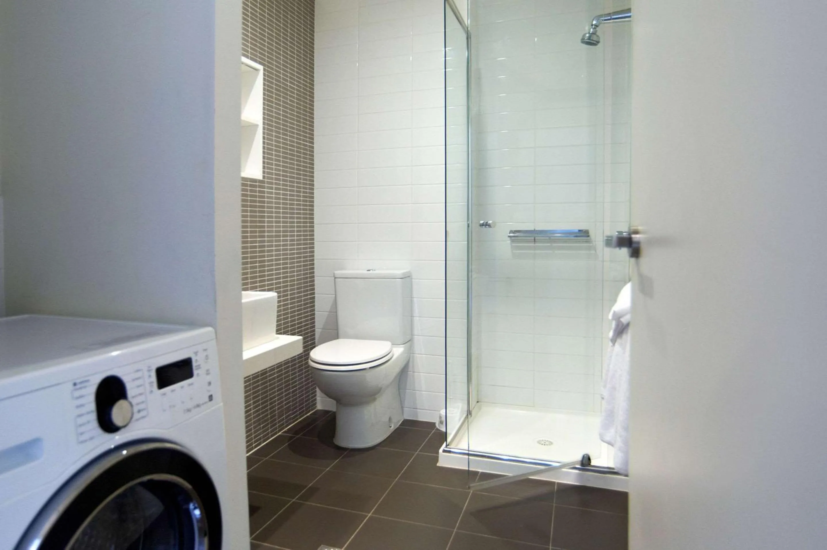 Bedroom in Comfort Apartments on Elizabeth