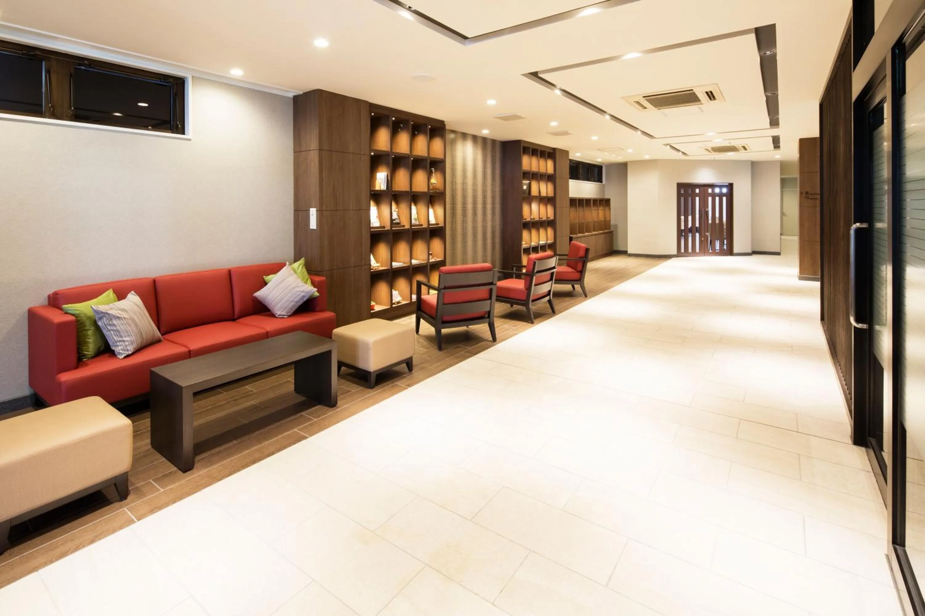 Lobby or reception in HOTEL MYSTAYS Kanazawa Castle