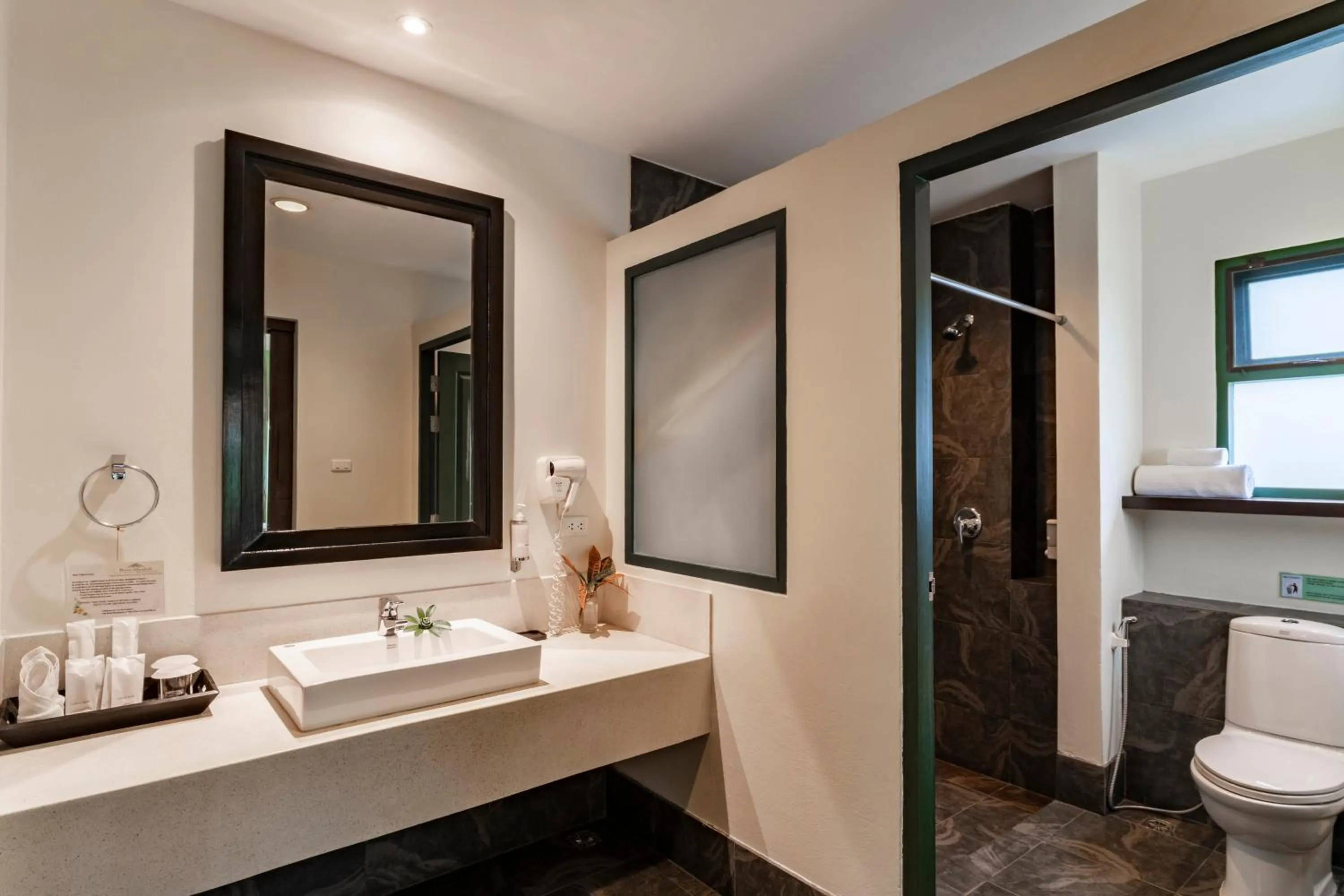 Shower in Baan Khaolak Beach Resort