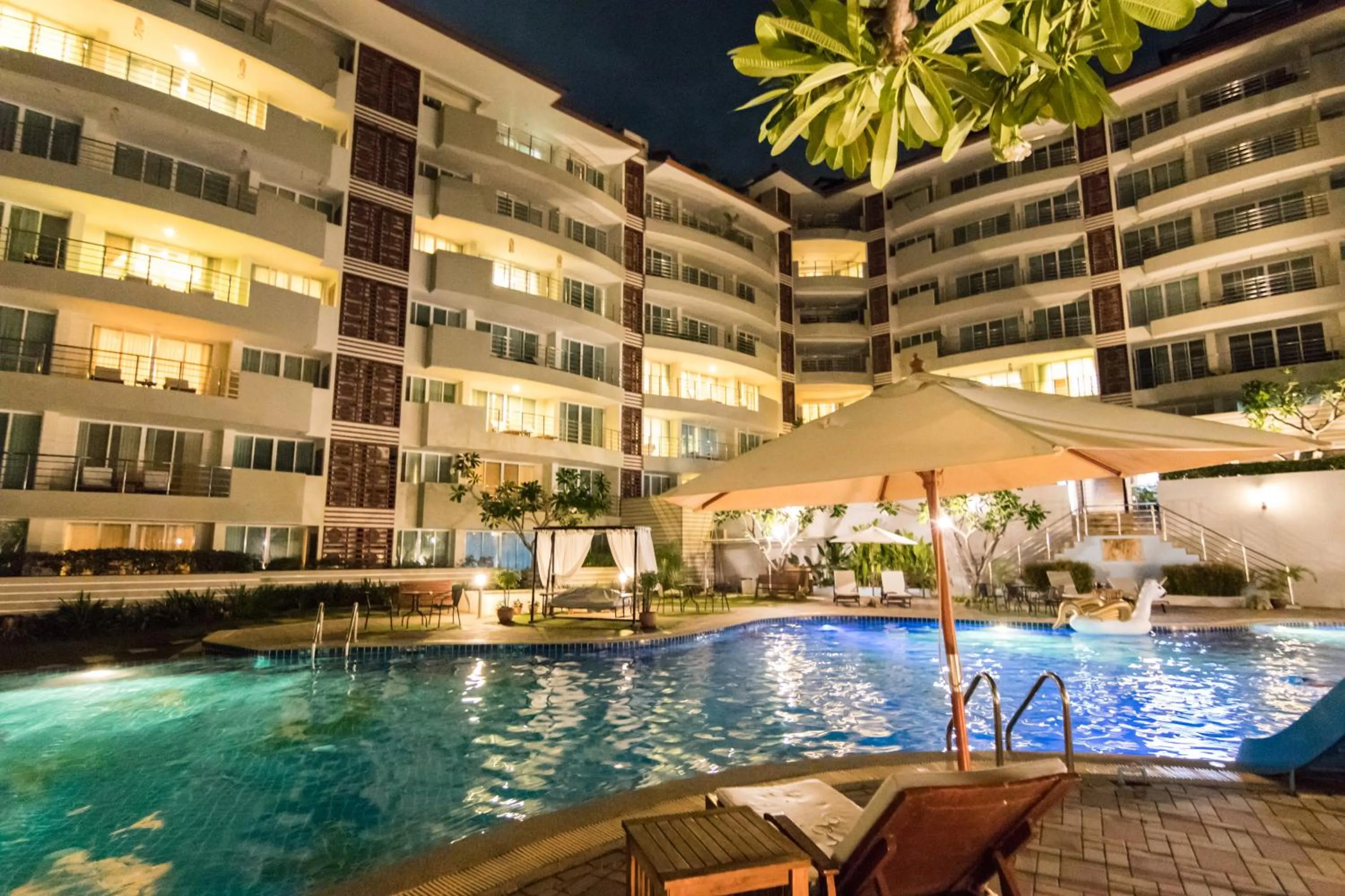 Night in SeaRidge Hua Hin Resort & Poolvilla