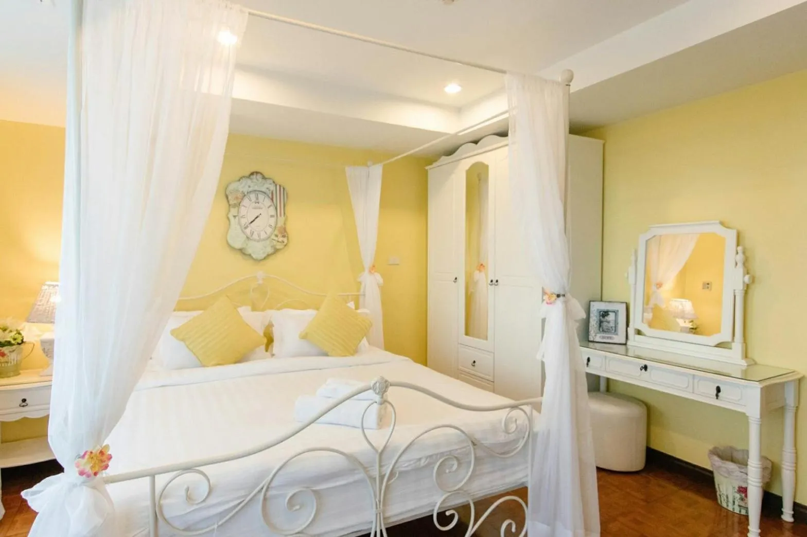 Bed in SeaRidge Hua Hin Resort & Poolvilla