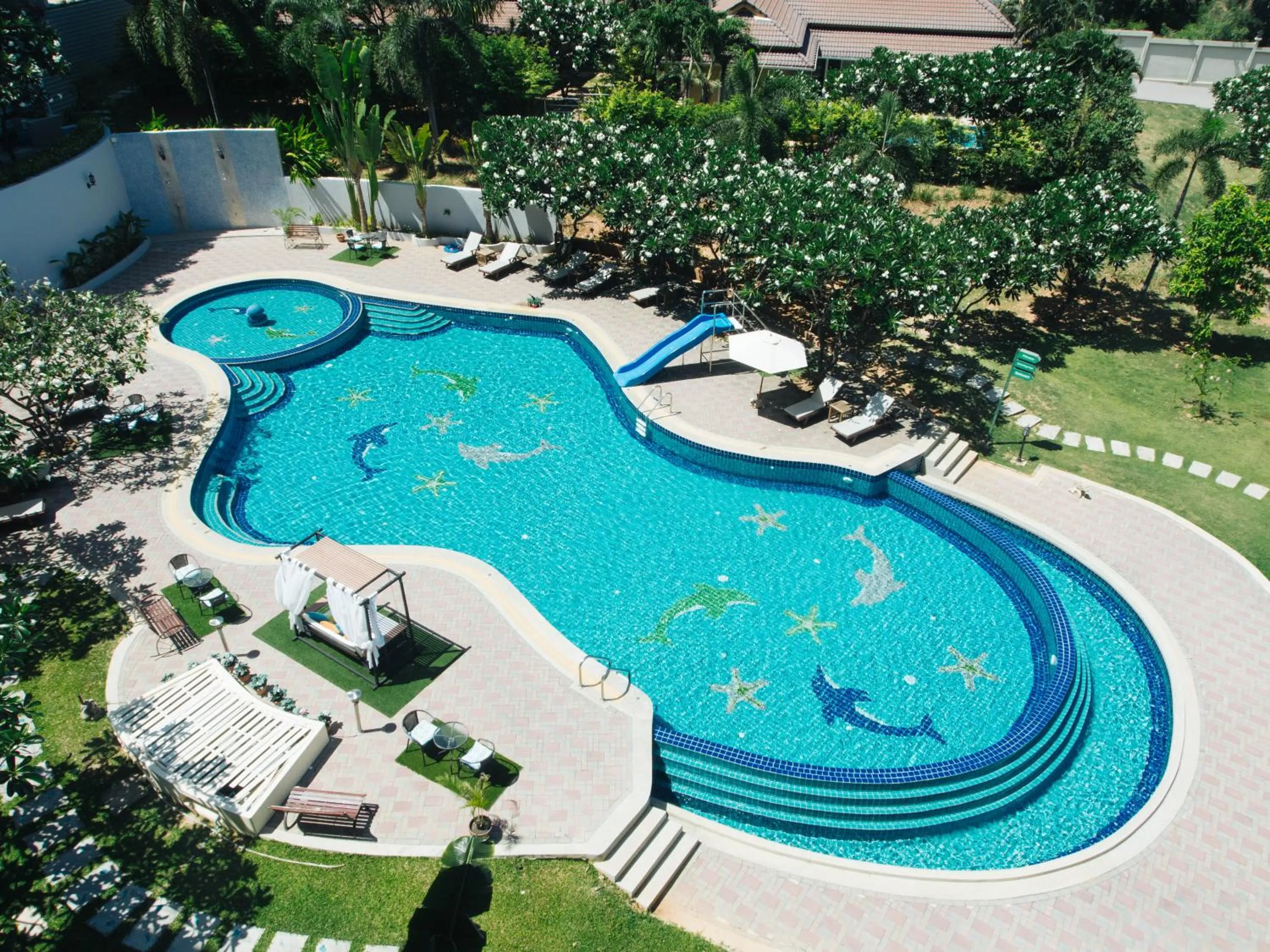 Swimming pool in SeaRidge Hua Hin Resort & Poolvilla