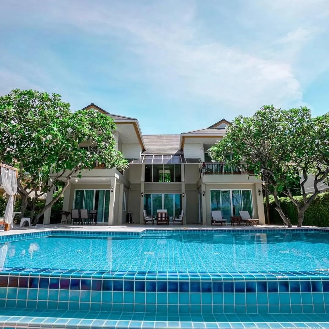 SeaRidge Hua Hin Resort & Poolvilla