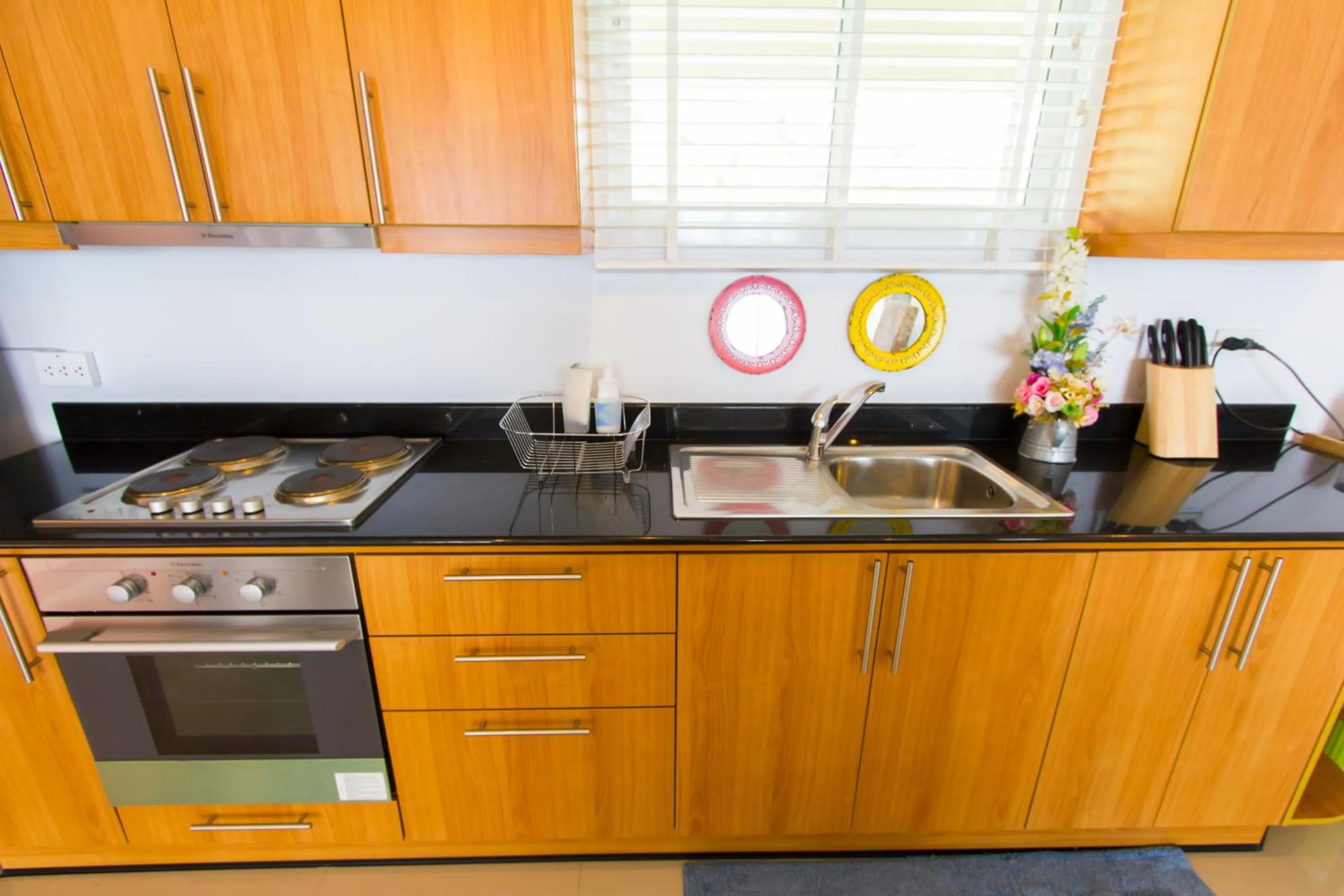 Kitchen or kitchenette in SeaRidge Hua Hin Resort & Poolvilla