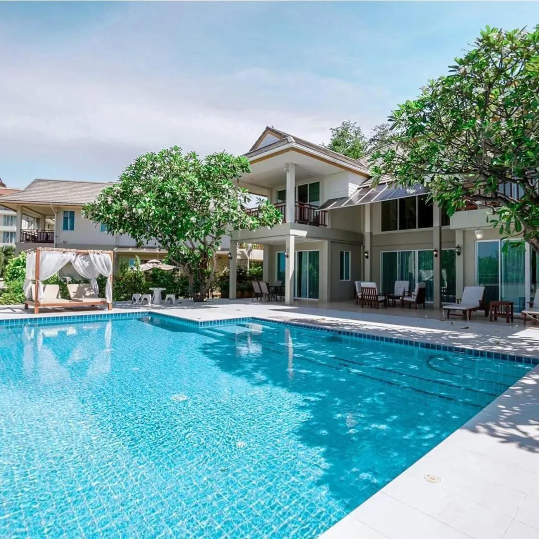 SeaRidge Hua Hin Resort & Poolvilla